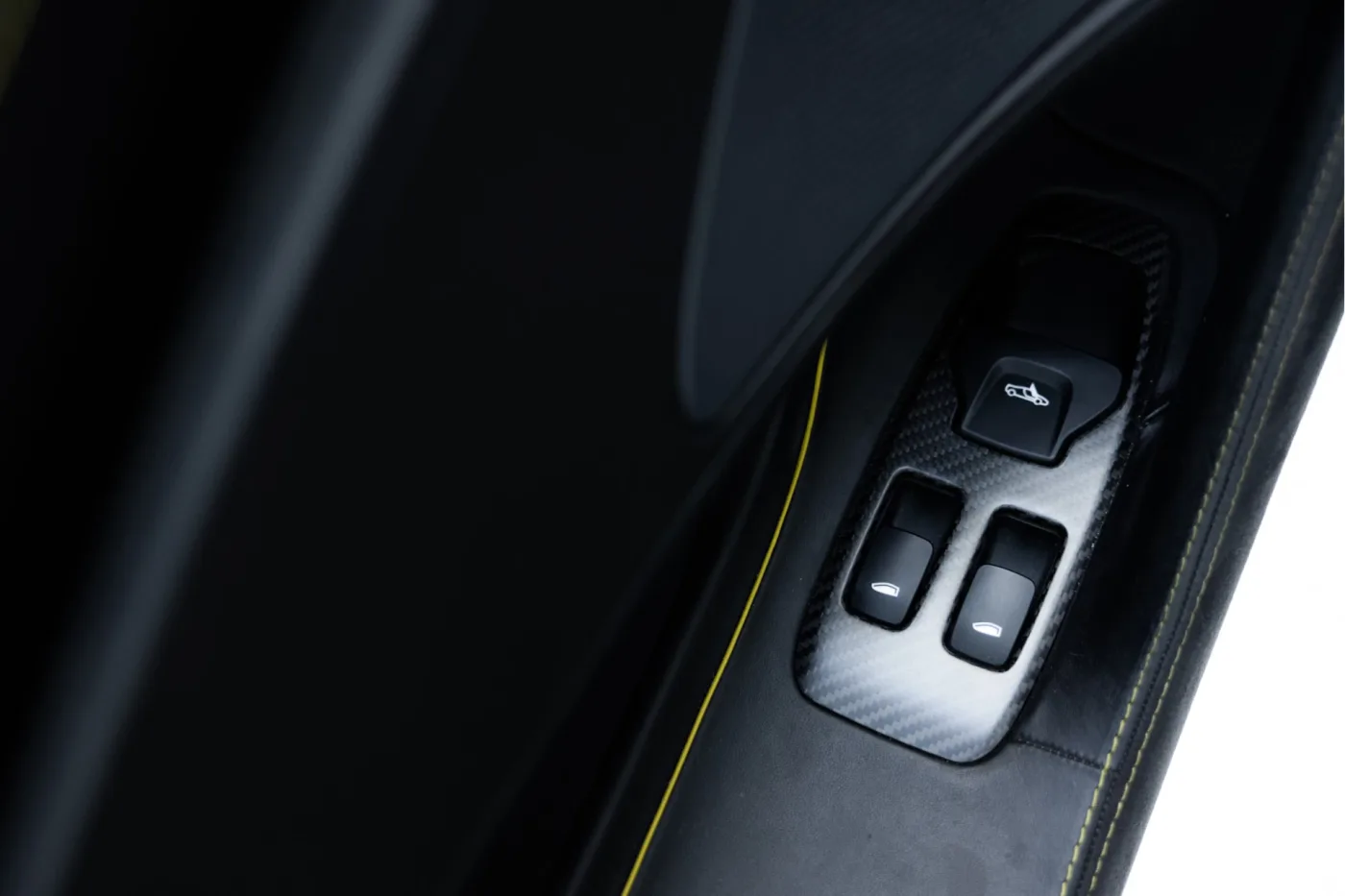 2017 McLaren 570S Spider proposée par un concessionnaire agréé McLaren et Morgan à Utrecht, Pays-Bas, photo 14 sur 25