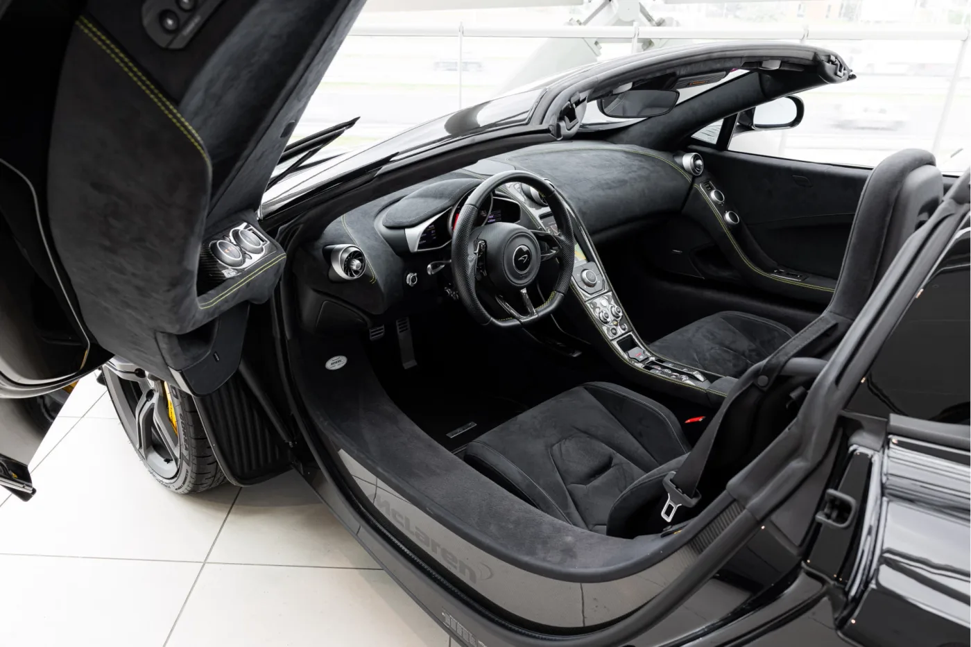 2017 McLaren 650S Spider angeboten von einem offiziellen McLaren und Morgan-Vertragshändler in Utrecht, Niederlande, Foto 3 von 25