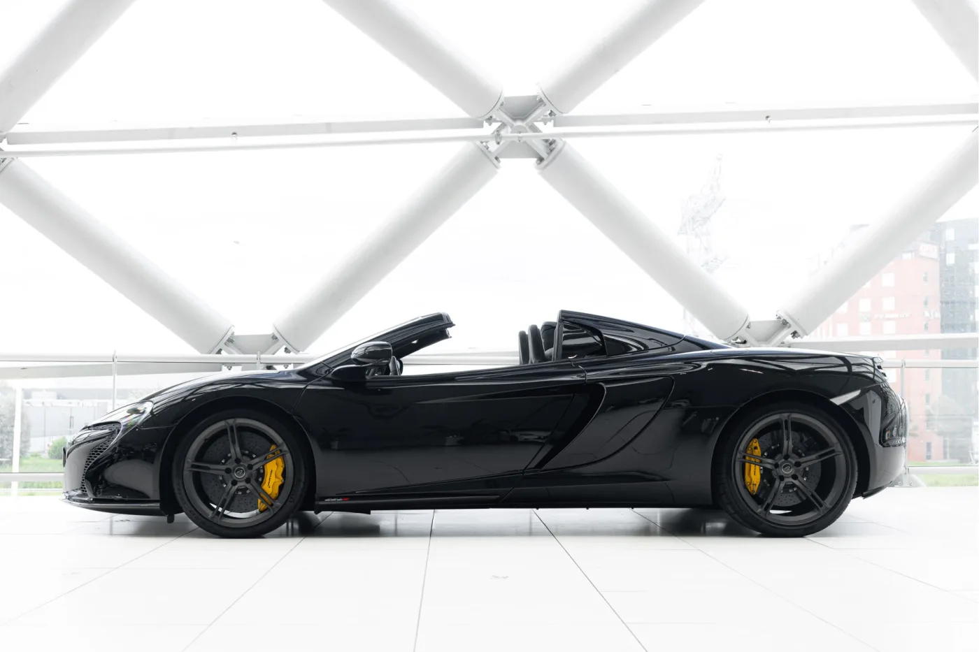 2017 McLaren 650S Spider angeboten von einem offiziellen McLaren und Morgan-Vertragshändler in Utrecht, Niederlande, Foto 7 von 25