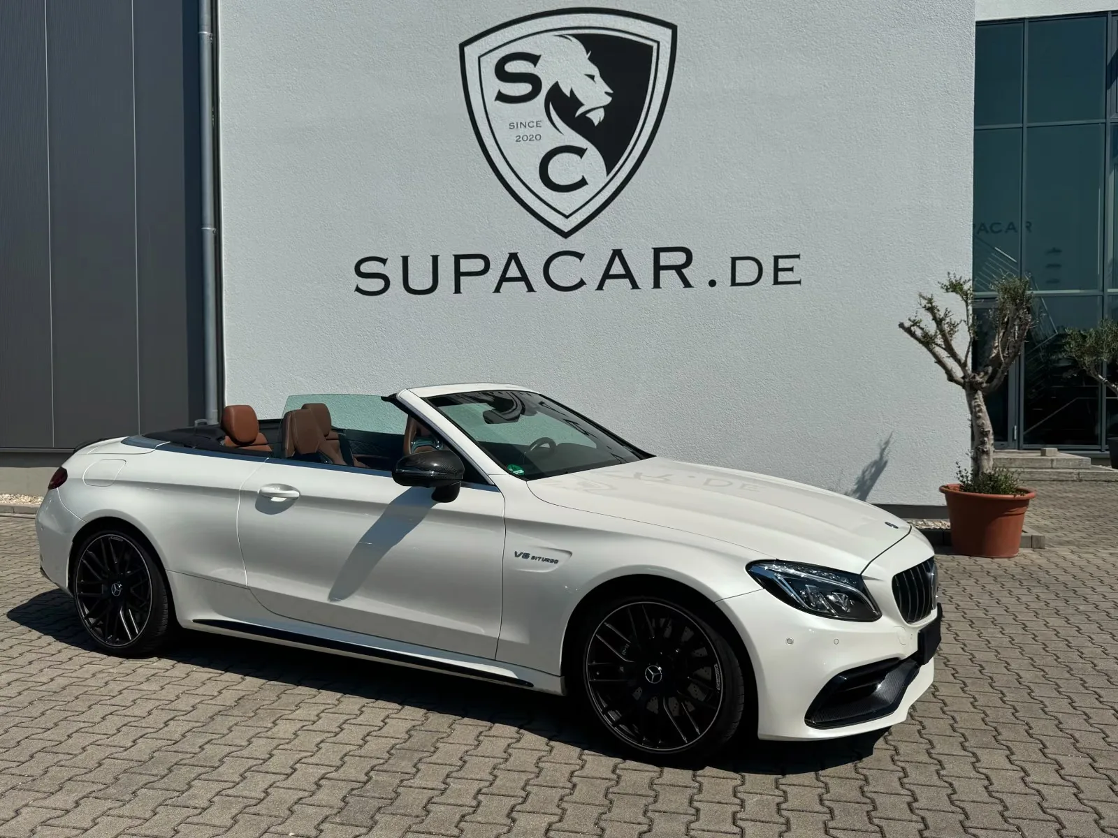 2017 Mercedes-AMG C 63 Cabriolet angeboten von einem Fachhändler in Kranzberg, Deutschland, Hauptfoto