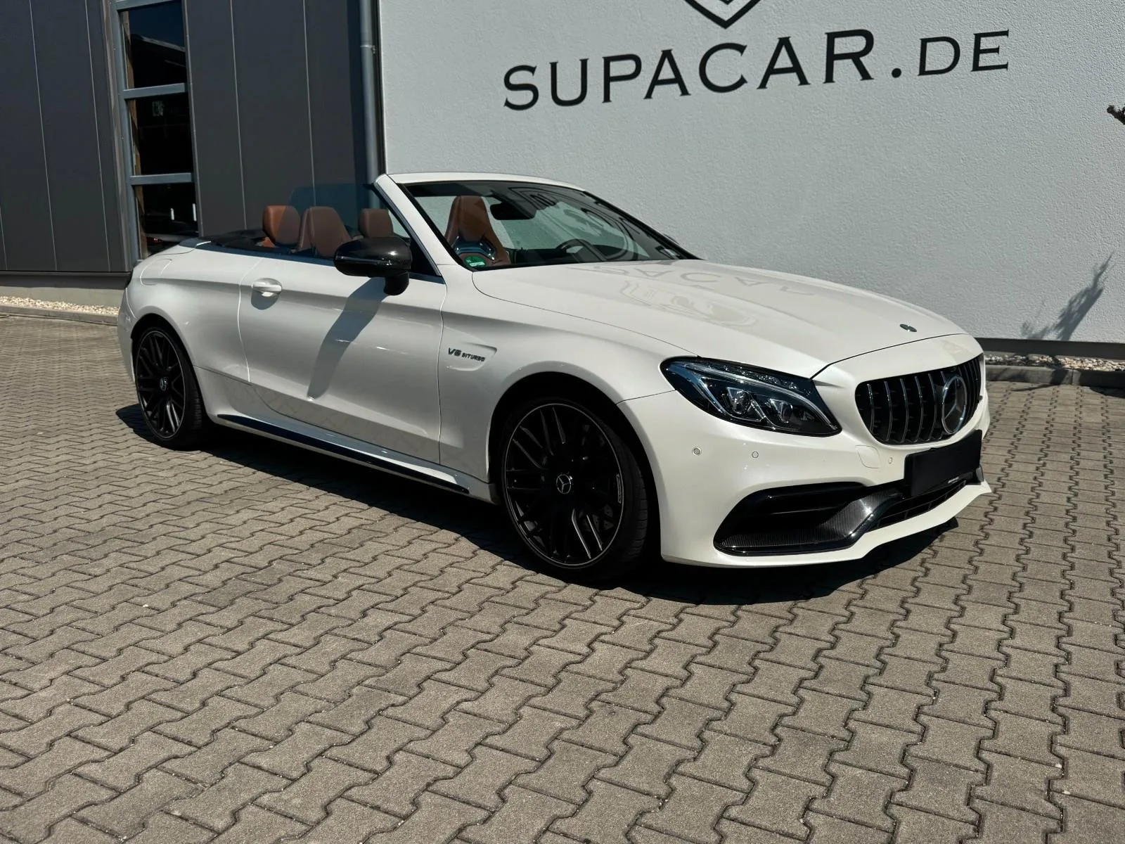 2017 Mercedes-AMG C 63 Cabriolet, 3/30