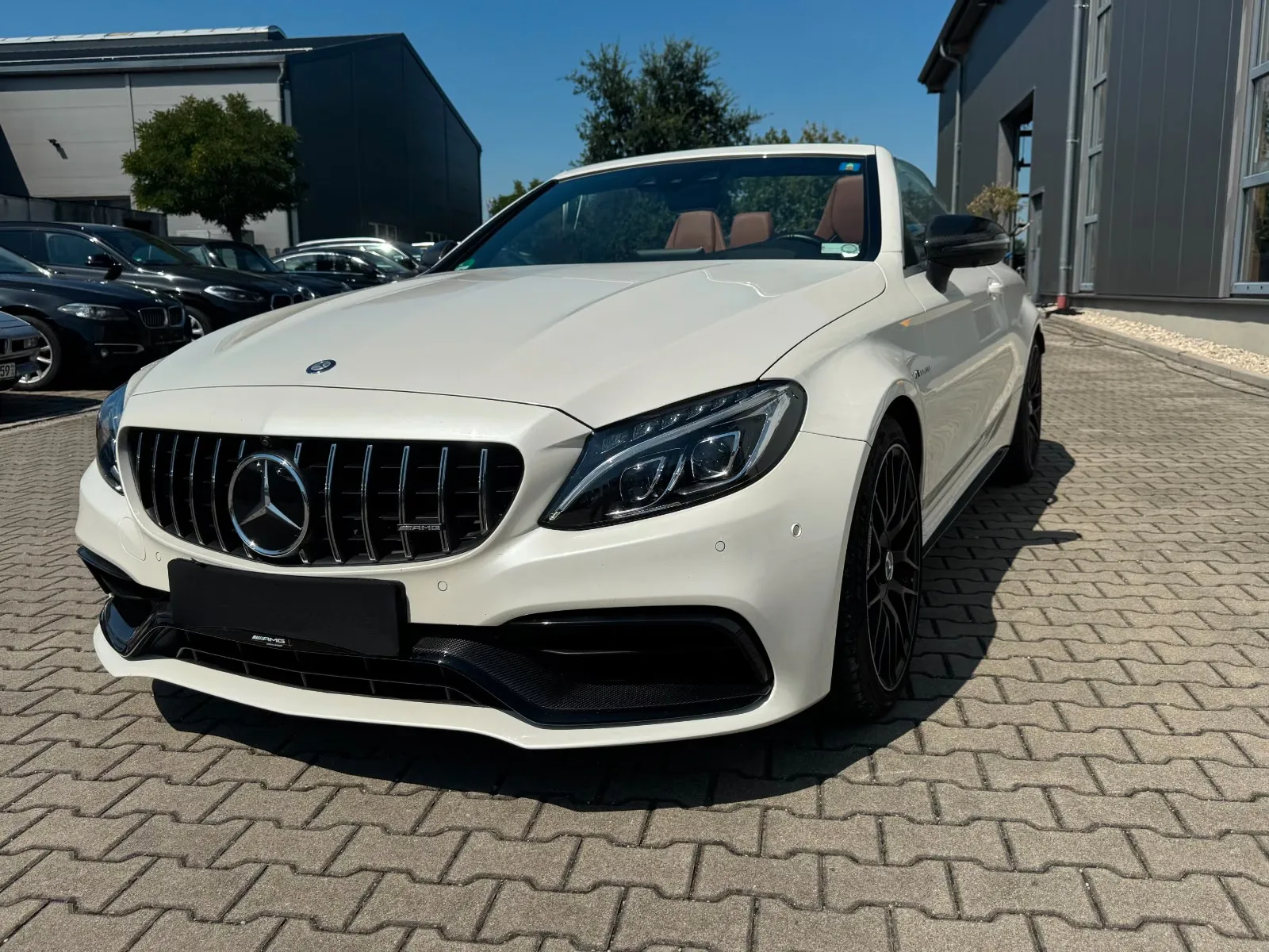 2017 Mercedes-AMG C 63 Cabriolet, 6/30