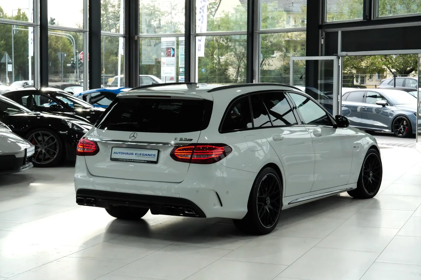 2017 Mercedes-AMG C 63 Estate, 2/30