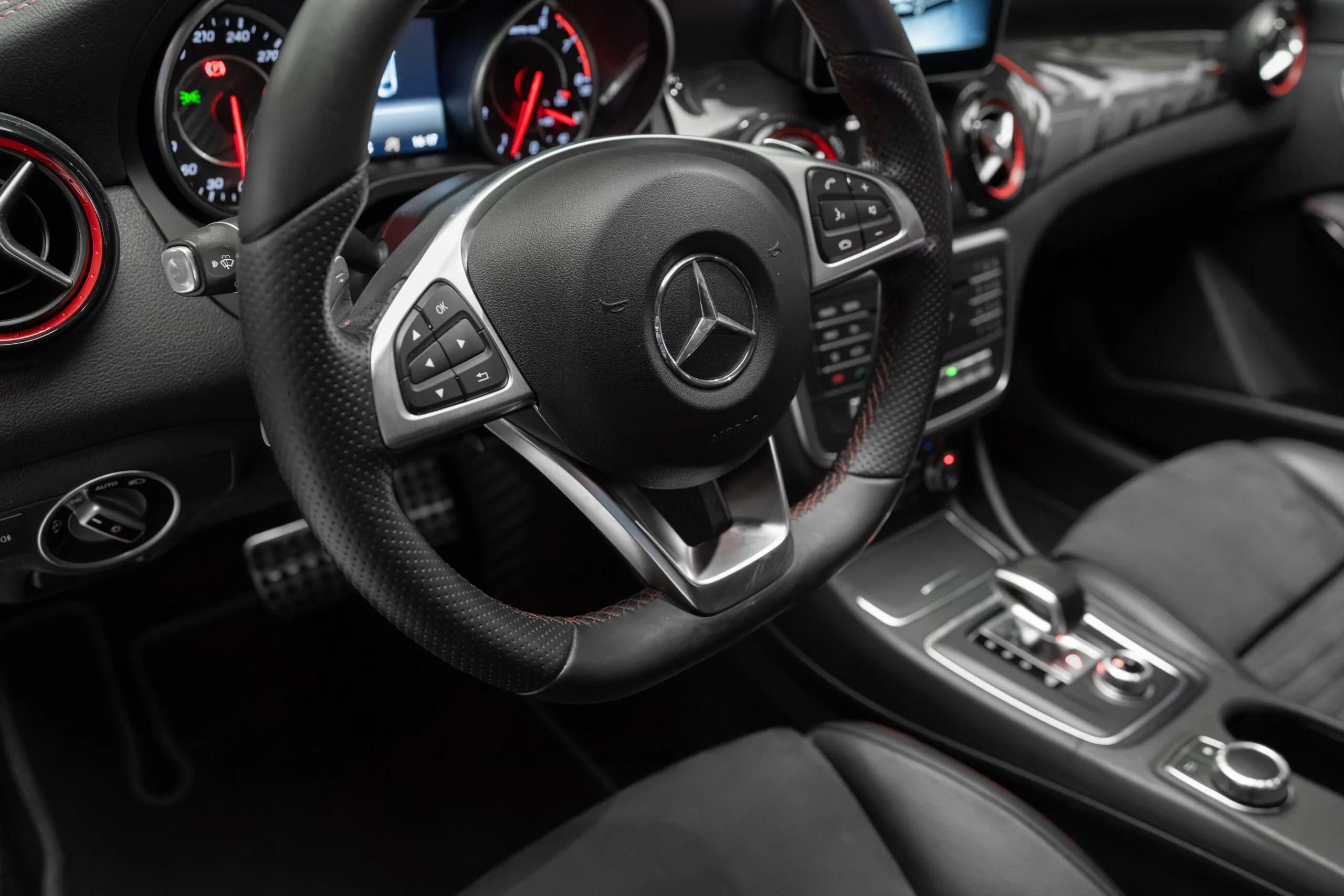 2017 Mercedes-AMG CLA 45, 15/30