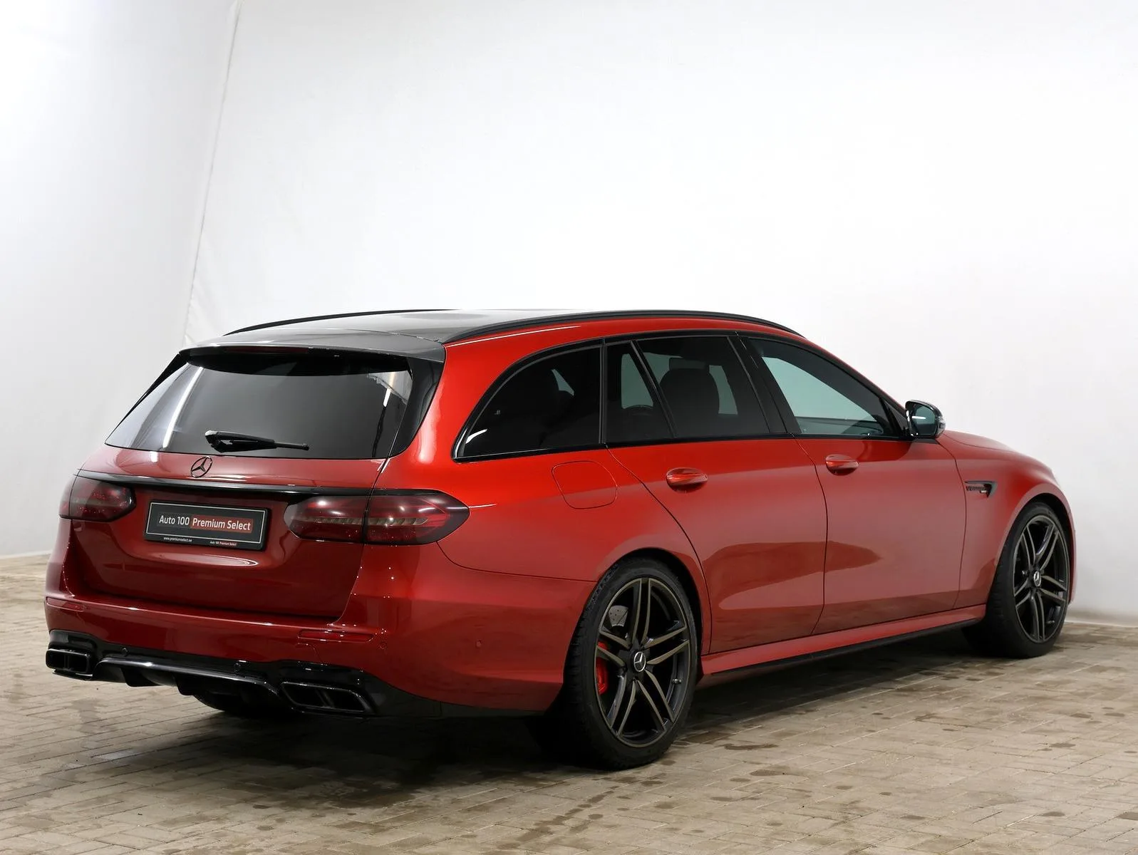 2017 Mercedes-AMG E 63 S Estate, 3/21