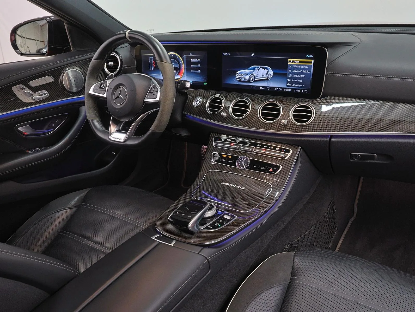 2017 Mercedes-AMG E 63 S Estate, 16/21