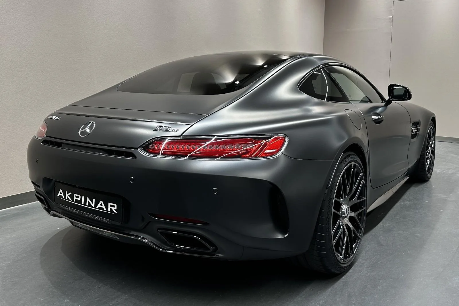 2017 Mercedes-AMG GT C Edition 50, 10/27