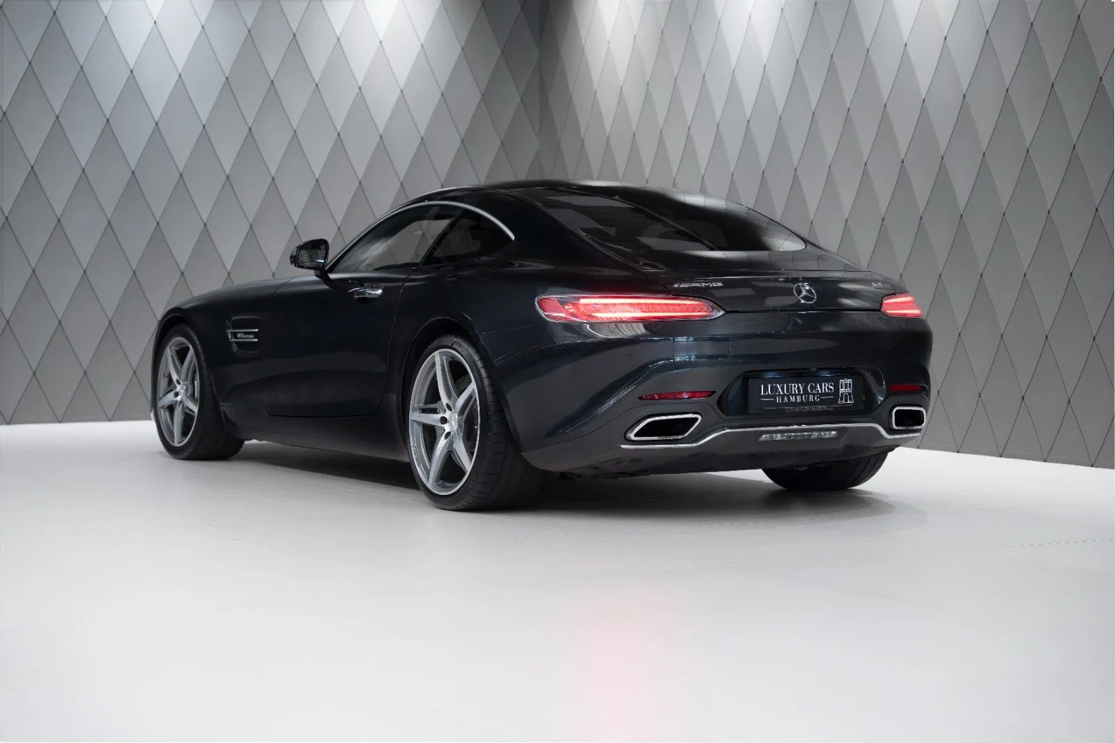 2017 Mercedes-AMG GT, 5/24