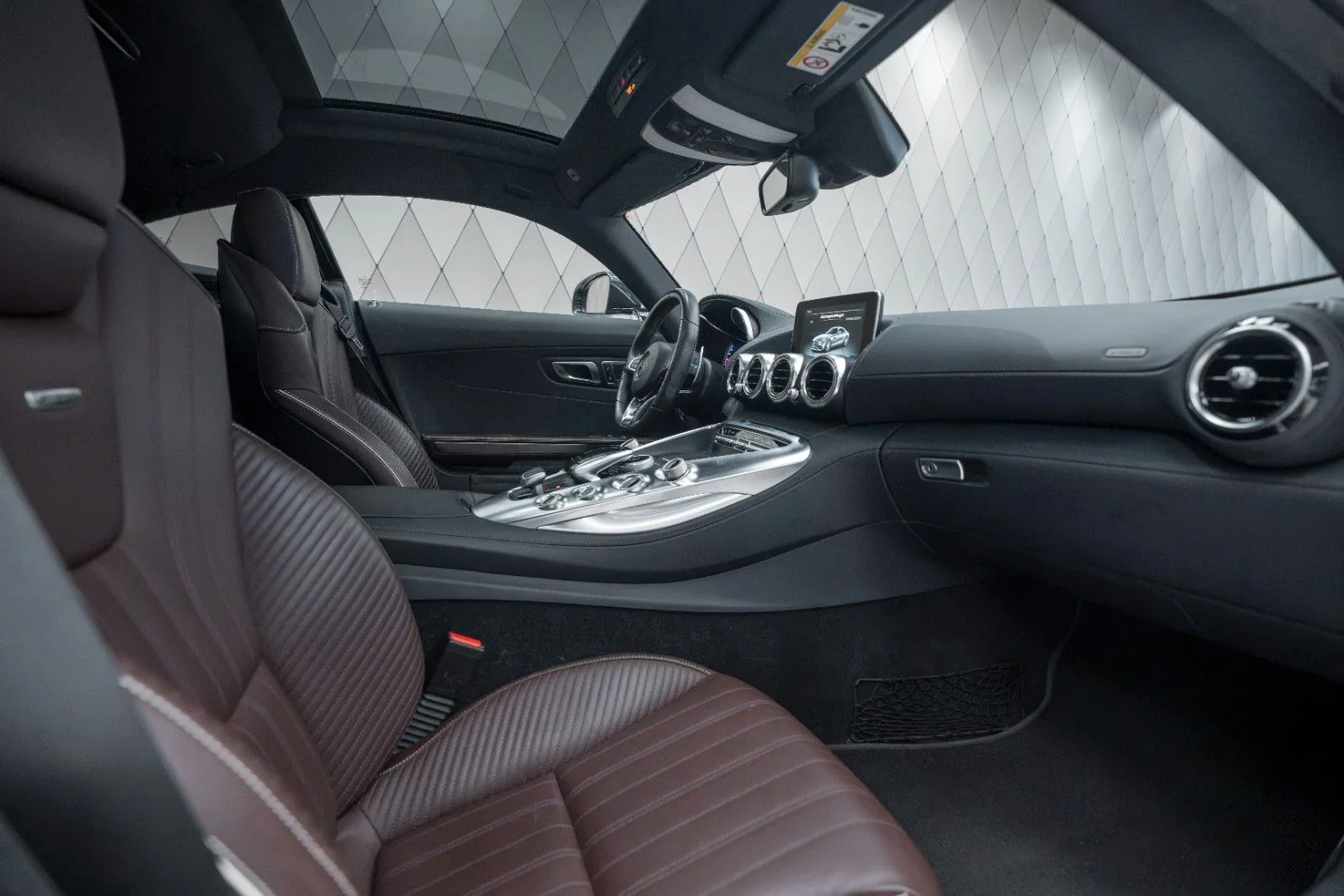 2017 Mercedes-AMG GT, 15/24