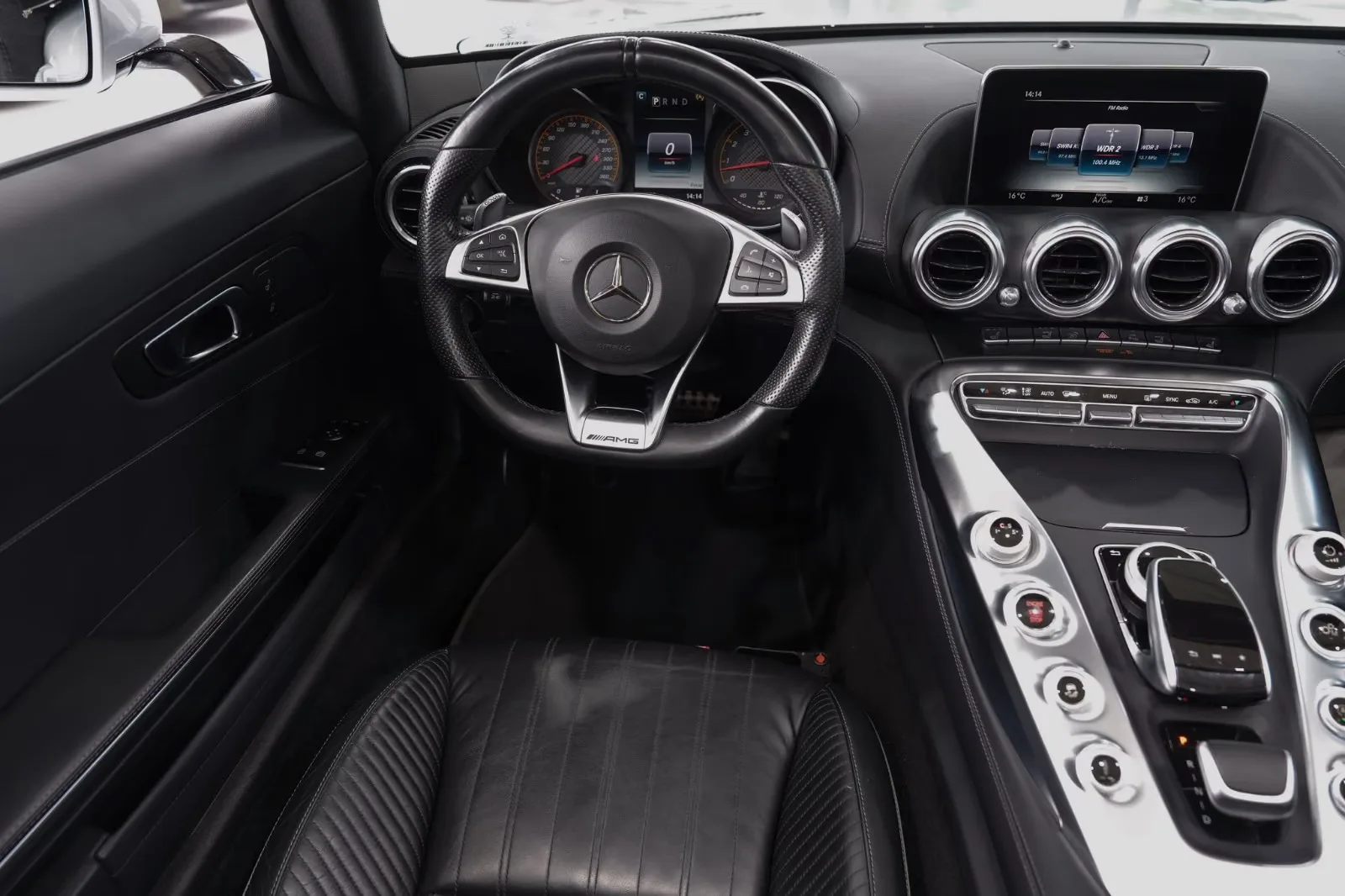2017 Mercedes-AMG GT Roadster, 17/30