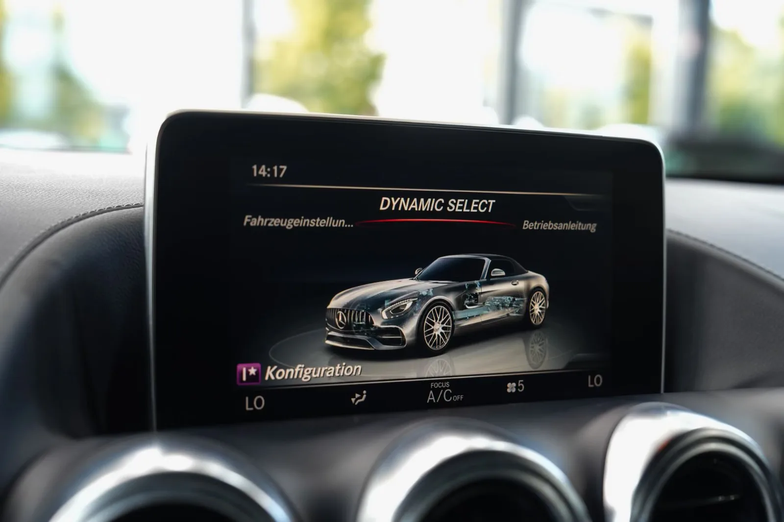 2017 Mercedes-AMG GT Roadster, 23/30