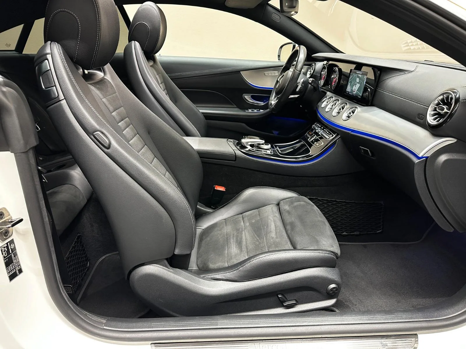 2017 Mercedes-Benz E 200 Coupé, AMG Line, 19/22