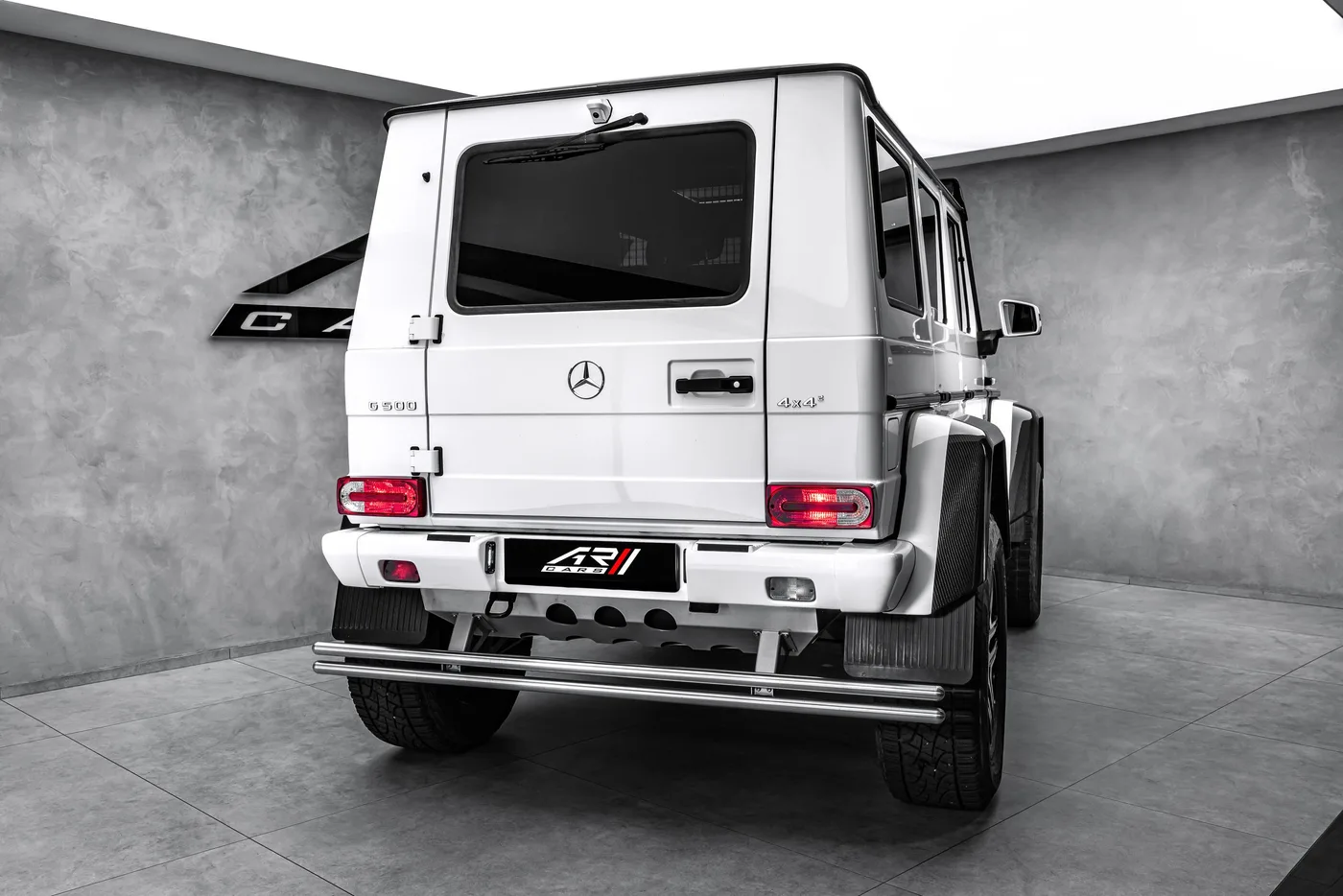 2017 Mercedes-Benz G 500 4x4² offered by a specialist dealer in Ostrava, Czechia, photo 6 of 15