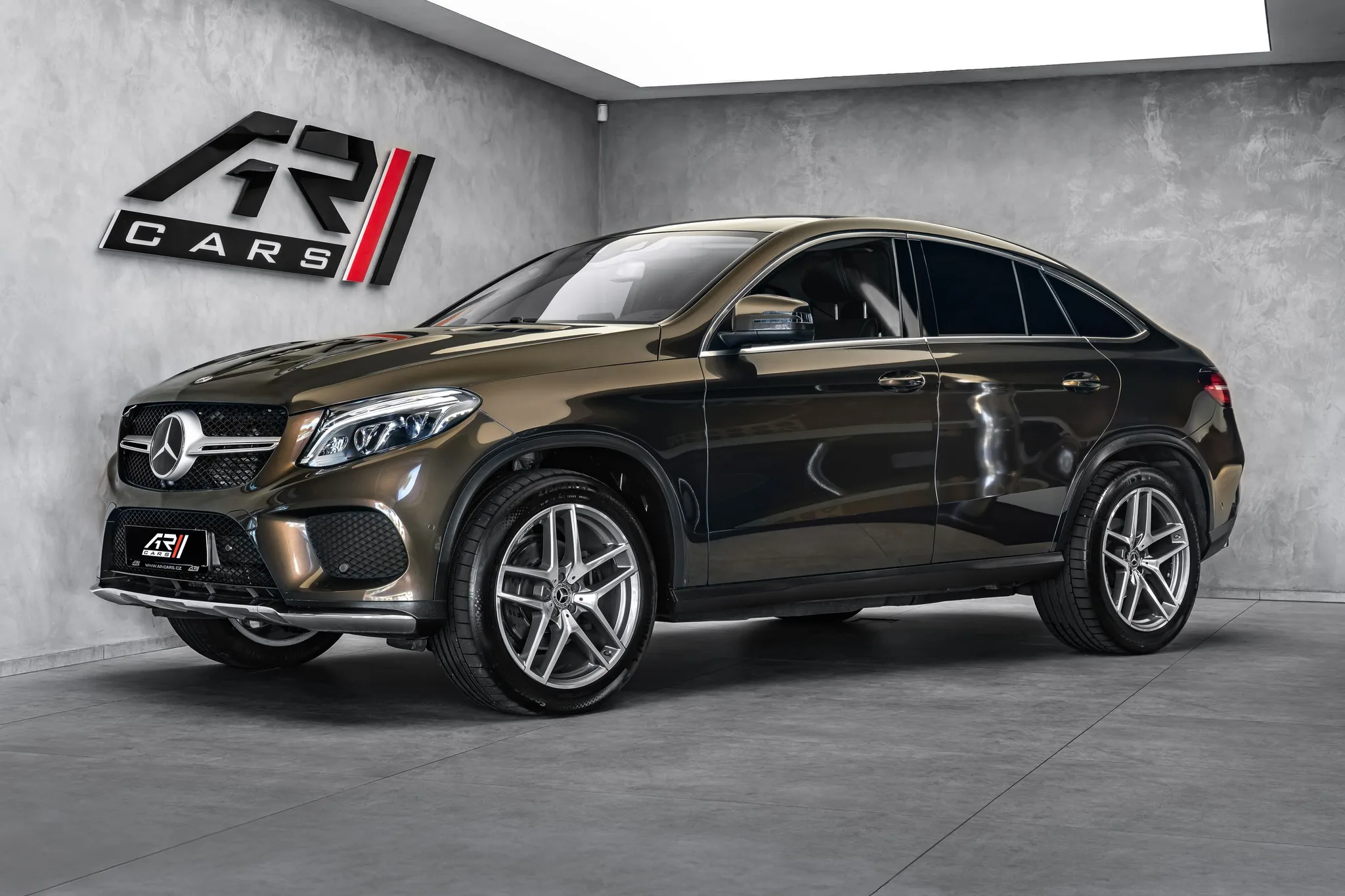 2017 Mercedes-Benz GLE 350 d 4MATIC Coupé angeboten von einem Fachhändler in Ostrava, Tschechien, Hauptfoto