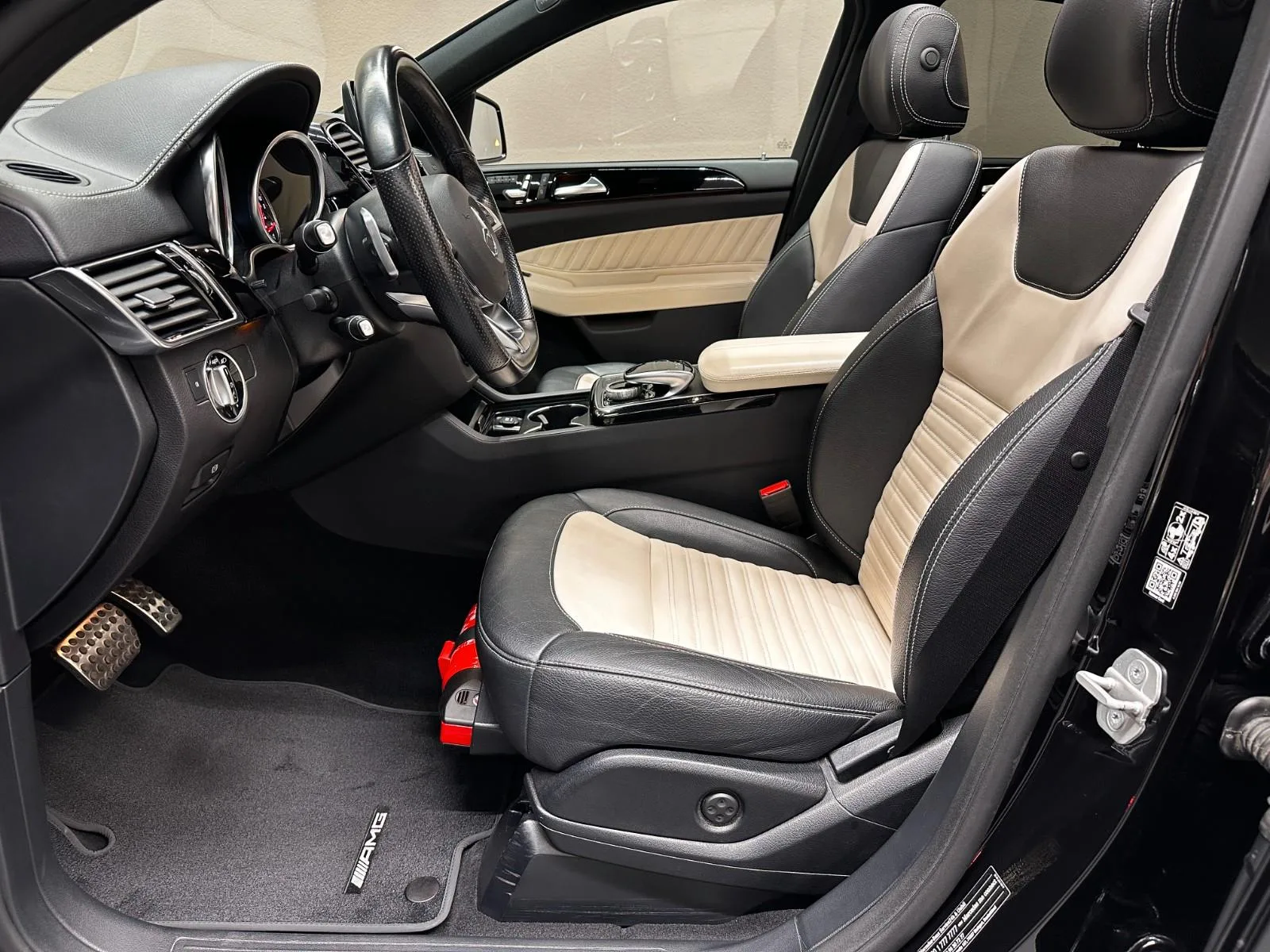 2017 Mercedes-Benz GLE 500 4MATIC Coupé, AMG Line, 11/30