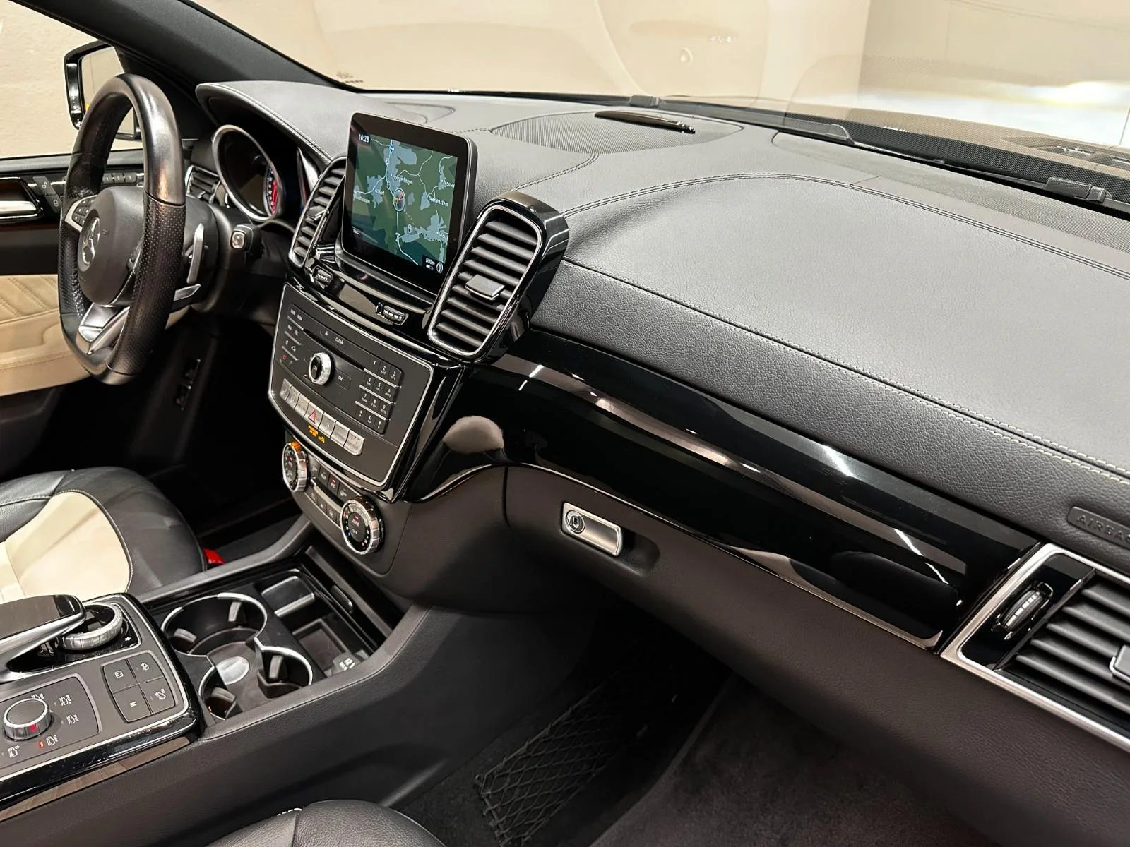 2017 Mercedes-Benz GLE 500 4MATIC Coupé, AMG Line, 25/30