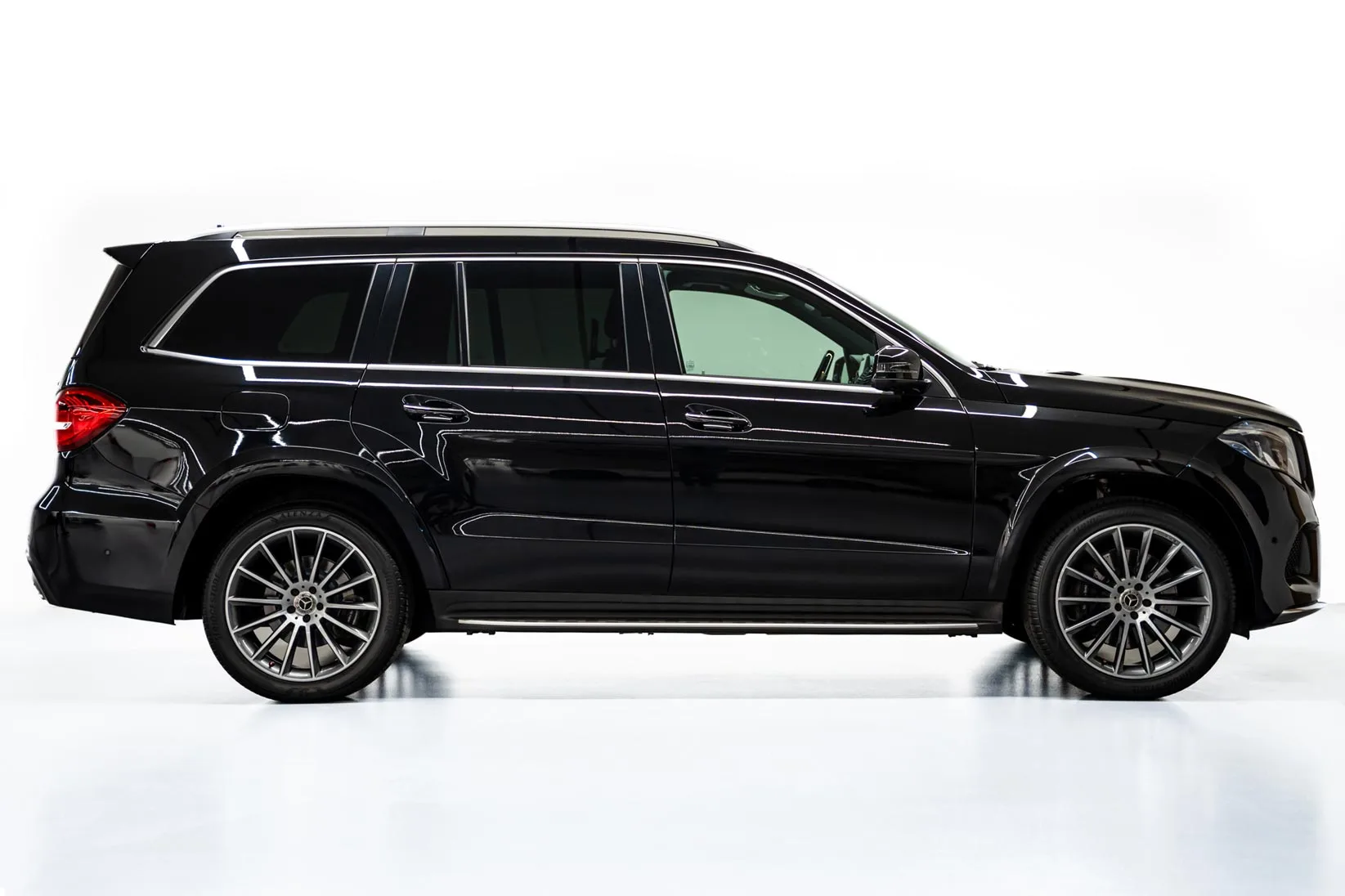 2017 Mercedes-Benz GLS 500, 2/27