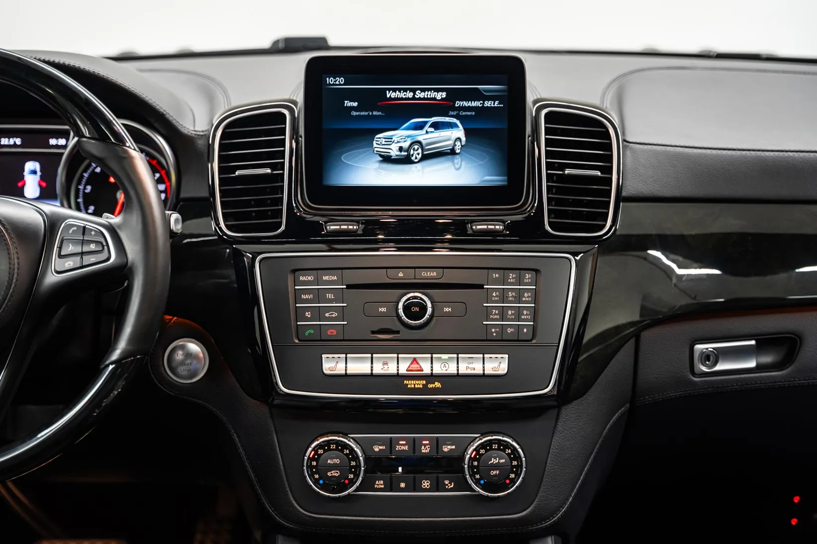 2017 Mercedes-Benz GLS 500, 10/27