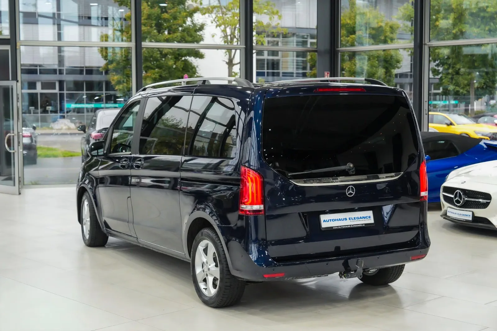 2017 Mercedes-Benz V 220 d Edition, Compact, 8/29