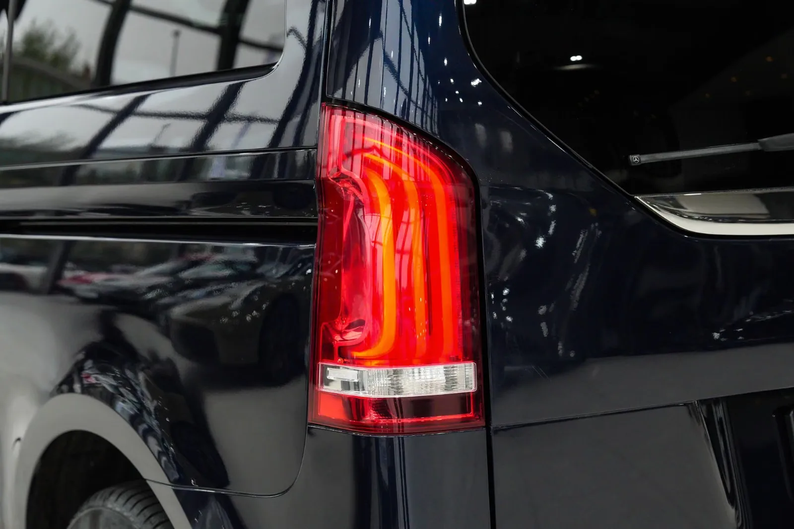 2017 Mercedes-Benz V 220 d Edition, Compact, 10/29