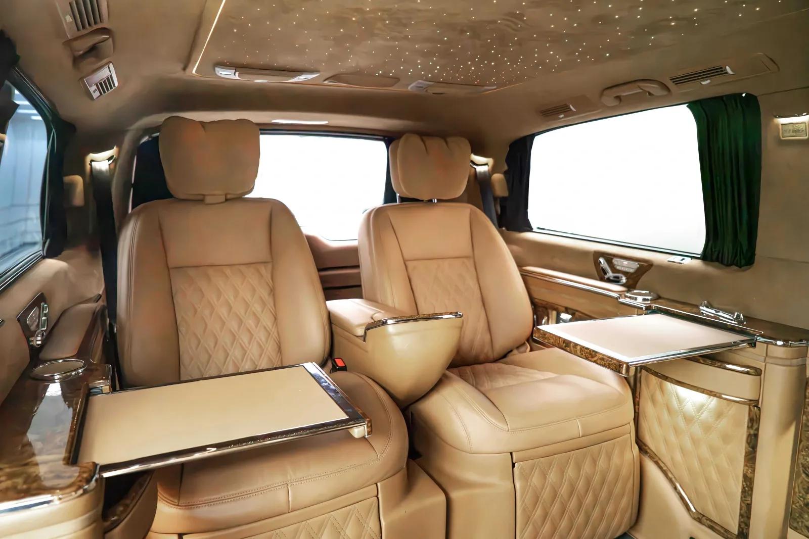 2017 Mercedes-Benz V 250, 12/20