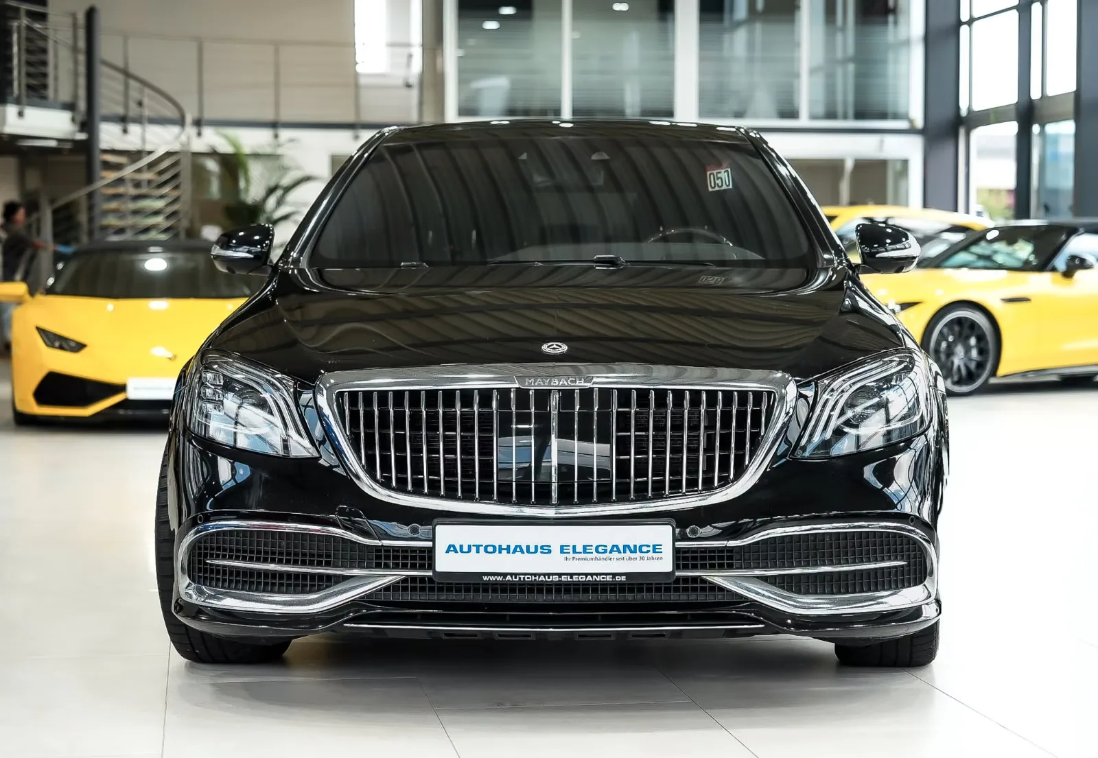 2017 Mercedes-Maybach S 560, 4/30