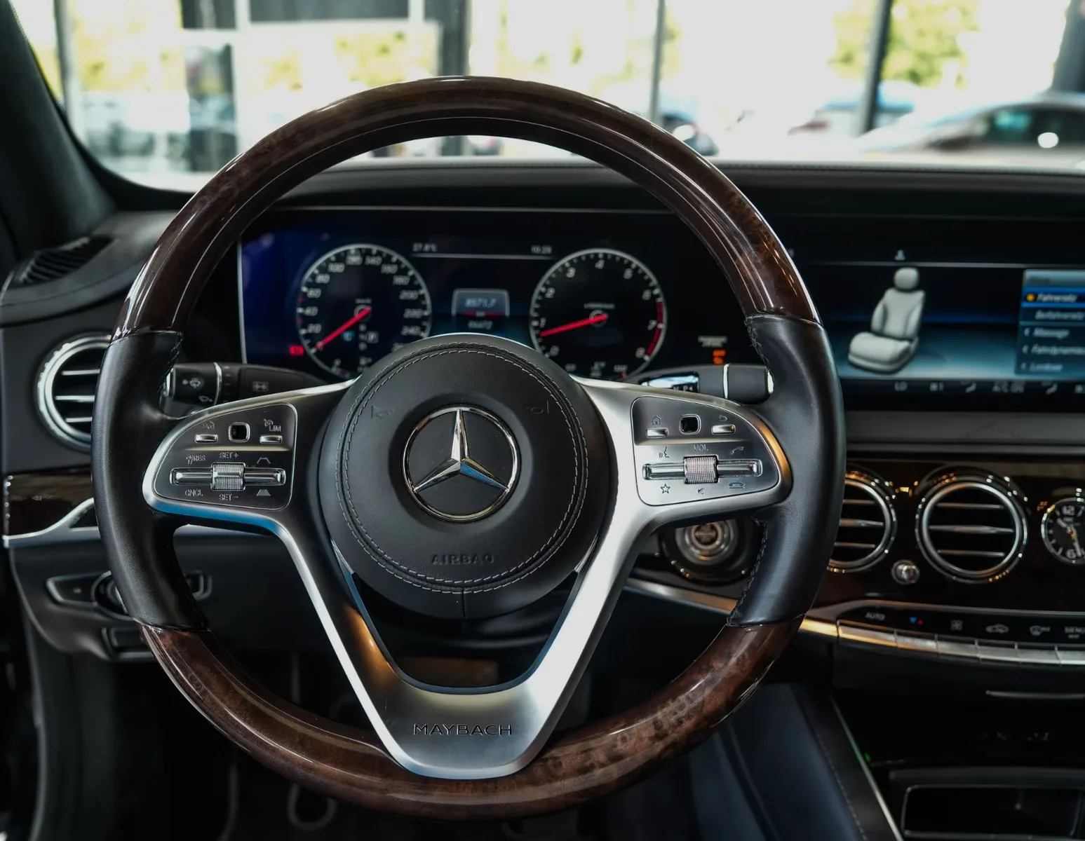 2017 Mercedes-Maybach S 560, 22/30