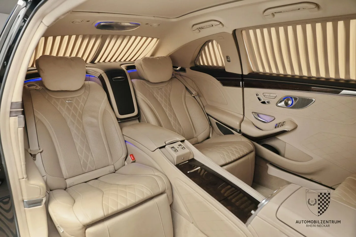 2017 Mercedes-Maybach S 600 Pullman proposée par un spécialiste de la supercar à Viernheim, Allemagne, photo 11 sur 25