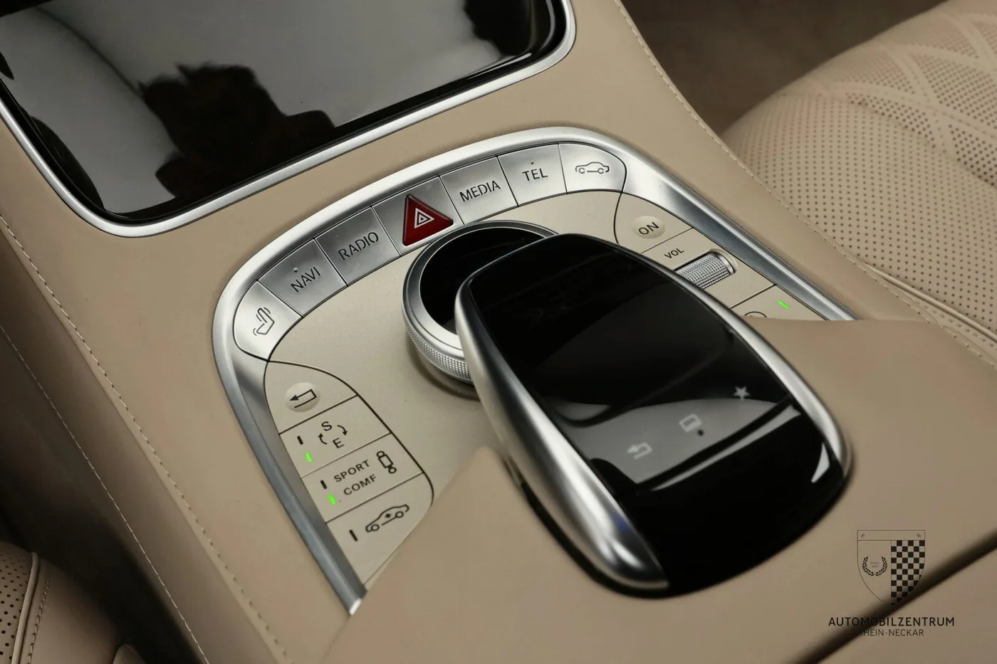 2017 Mercedes-Maybach S 600 Pullman proposée par un spécialiste de la supercar à Viernheim, Allemagne, photo 17 sur 25