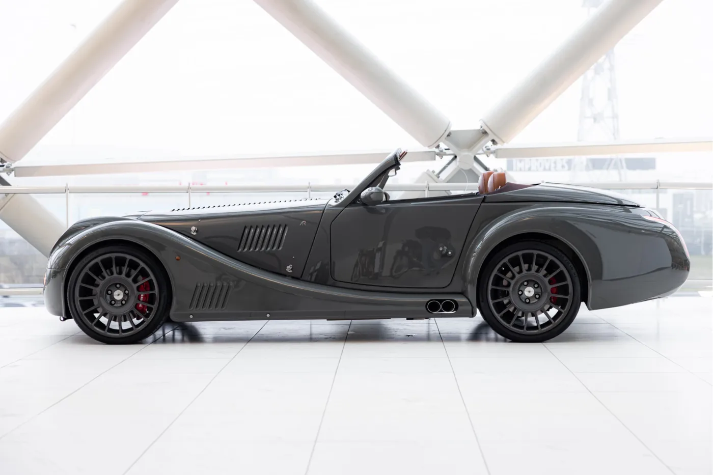 2017 Morgan Aero 8 offered by an official McLaren and Morgan dealer in Utrecht, Netherlands, photo 6 of 25