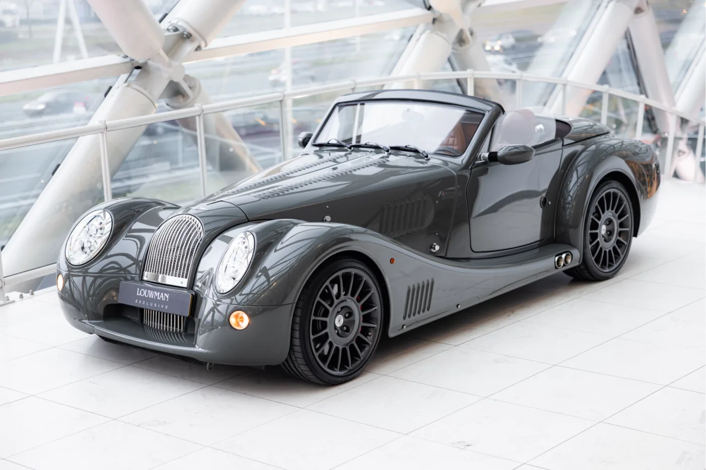 2017 Morgan Aero 8 offered by an official McLaren and Morgan dealer in Utrecht, Netherlands, photo 17 of 25