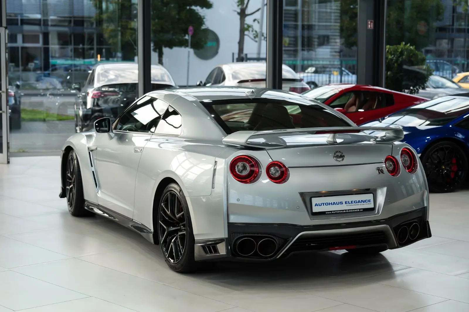 2017 Nissan GT-R Black Edition, 3/30