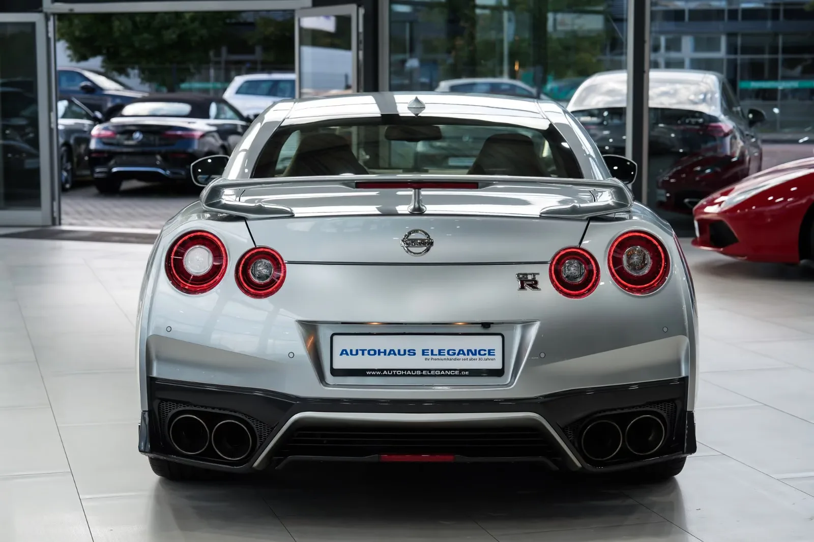 2017 Nissan GT-R Black Edition, 5/30