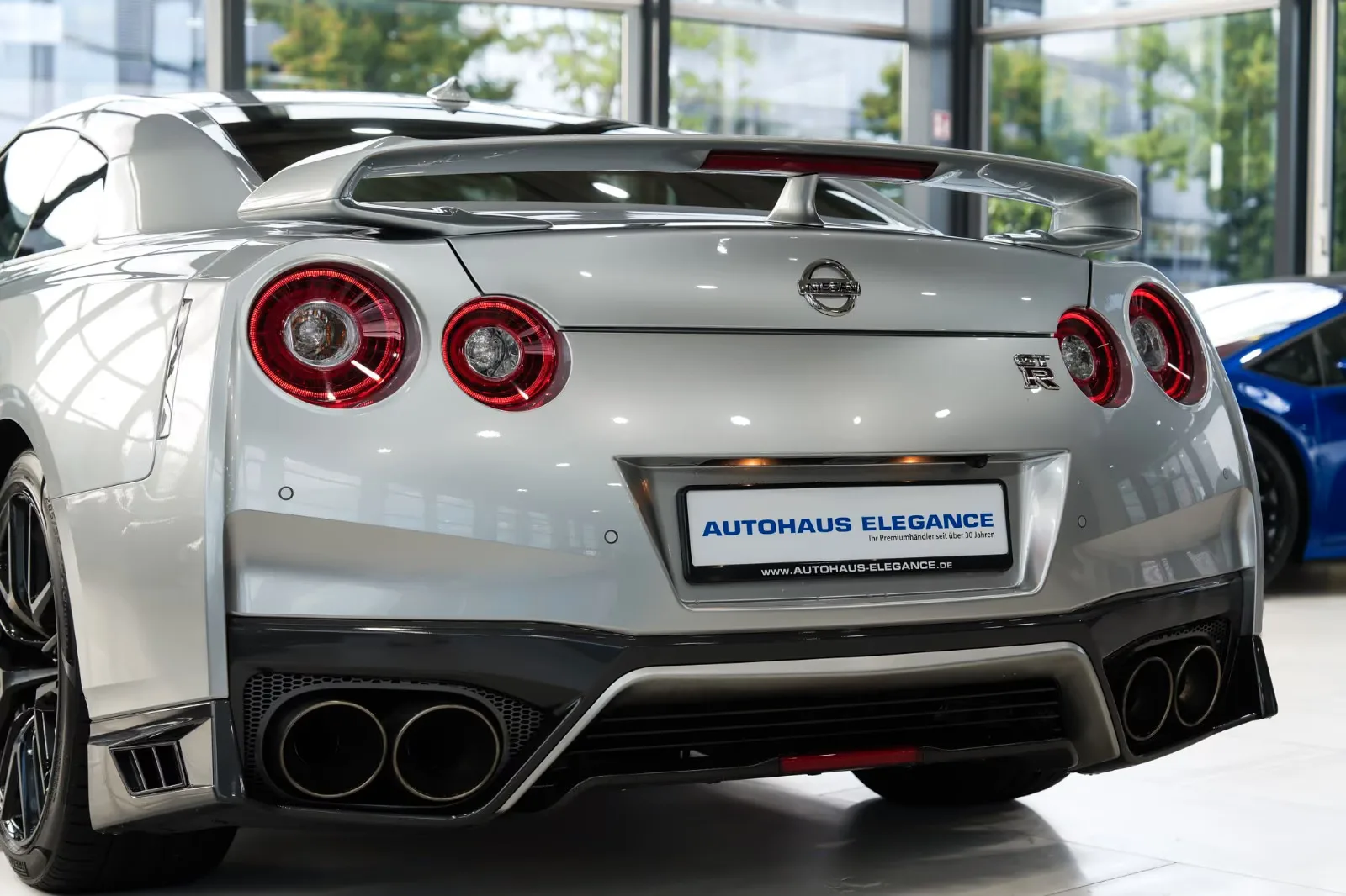 2017 Nissan GT-R Black Edition, 9/30