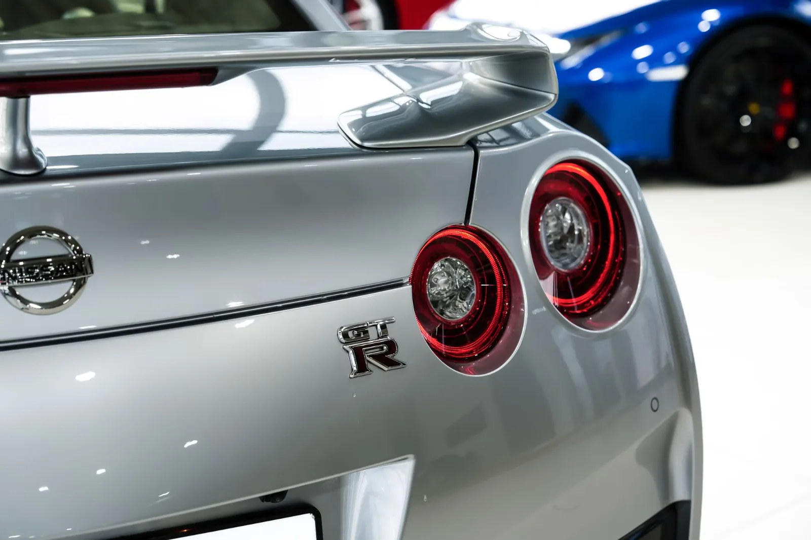 2017 Nissan GT-R Black Edition, 10/30