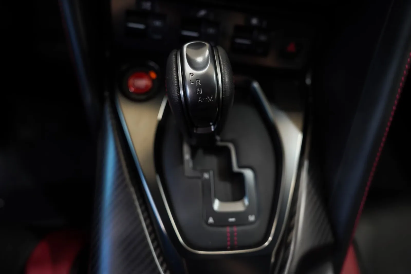2017 Nissan GT-R Black Edition, 28/30