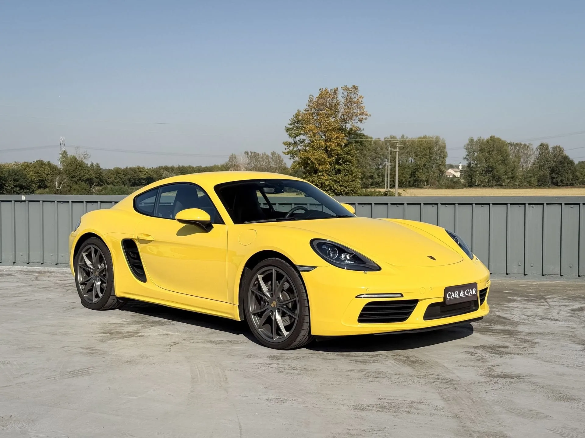 2017 Porsche 718 Cayman angeboten von einem Fachhändler in Zibido San Giacomo, Italien, Hauptfoto