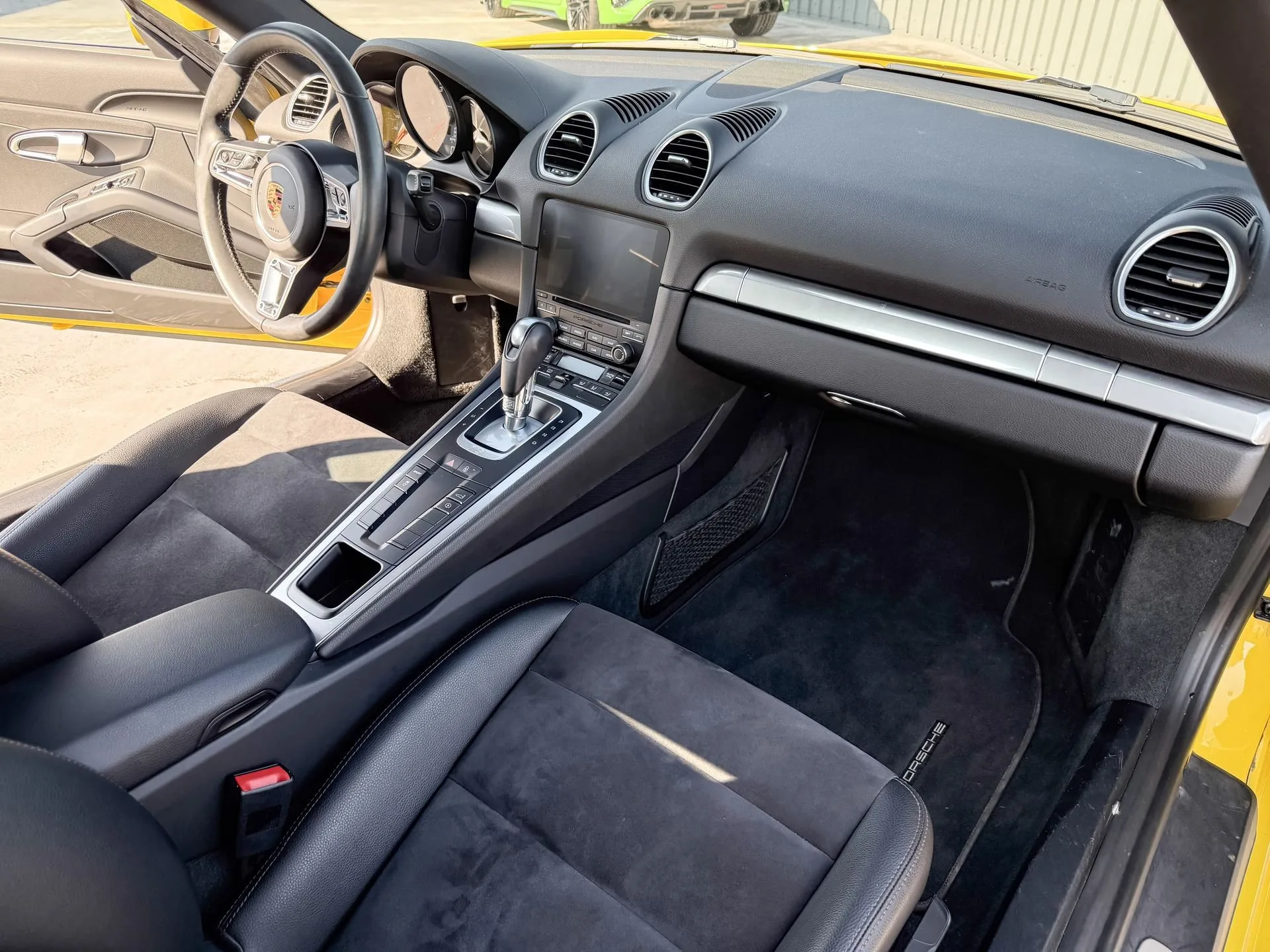 2017 Porsche 718 Cayman, 13/15