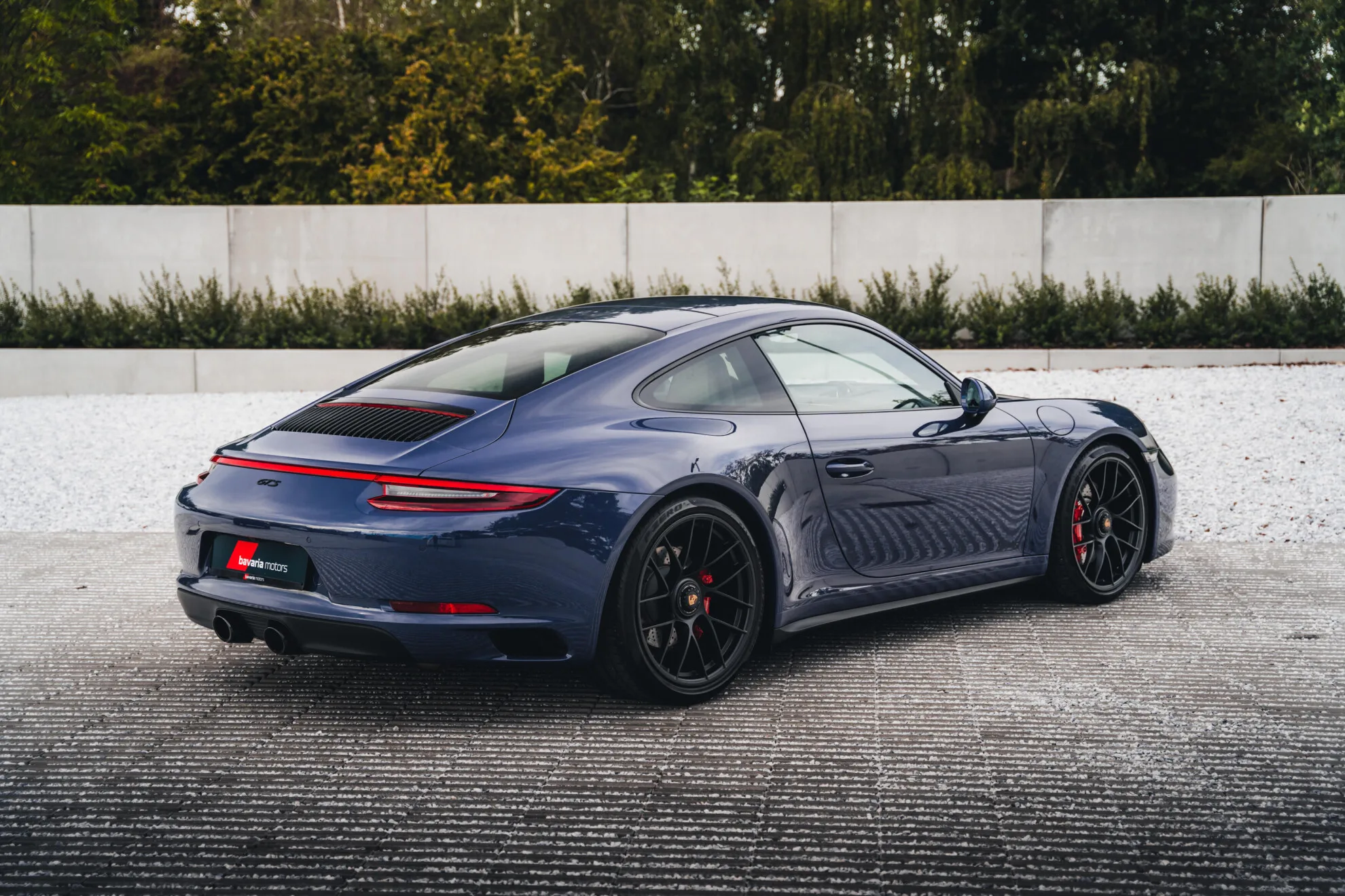2017 Porsche 911 Carrera 4 GTS, 8/30
