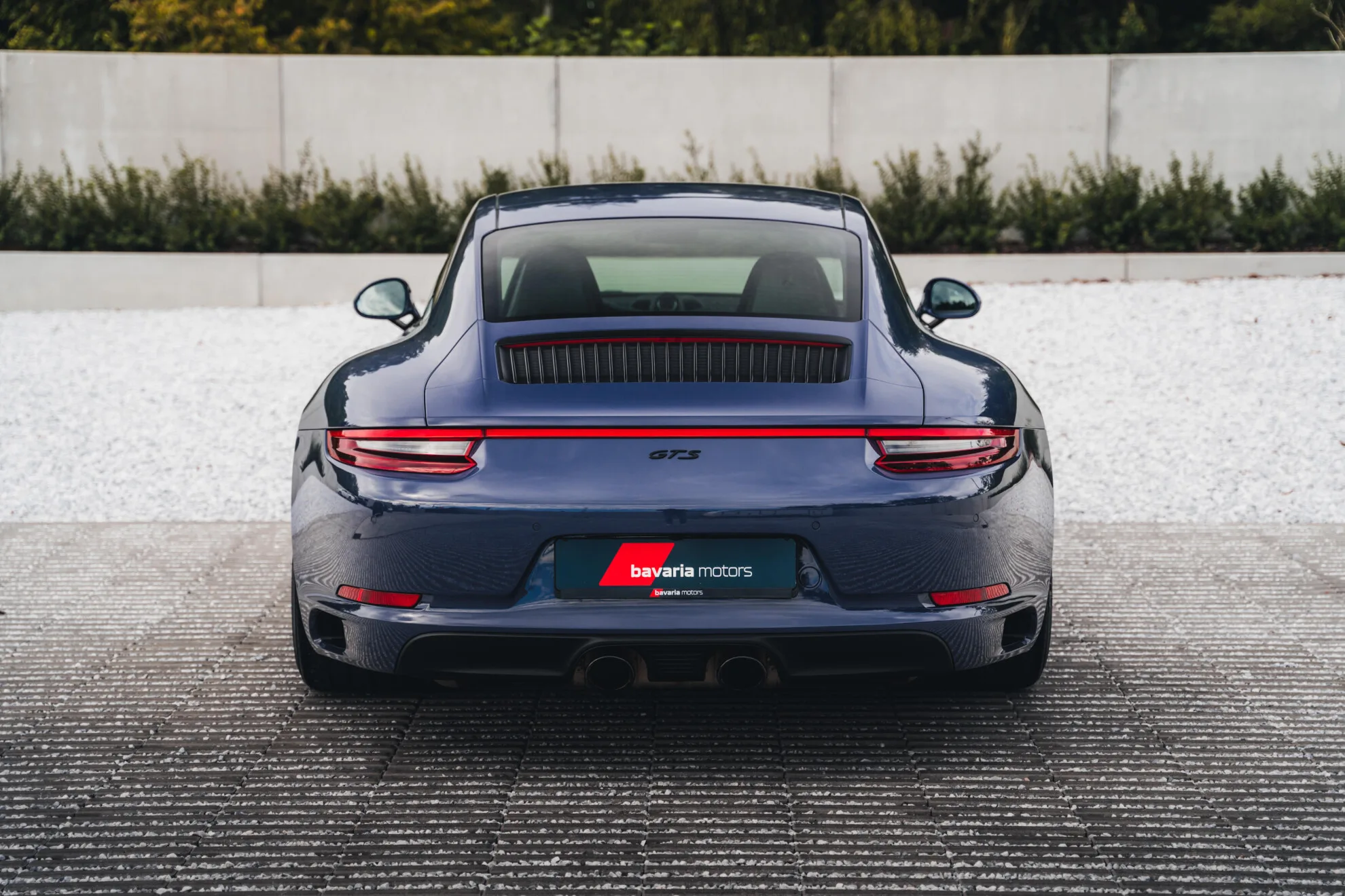 2017 Porsche 911 Carrera 4 GTS, 9/30