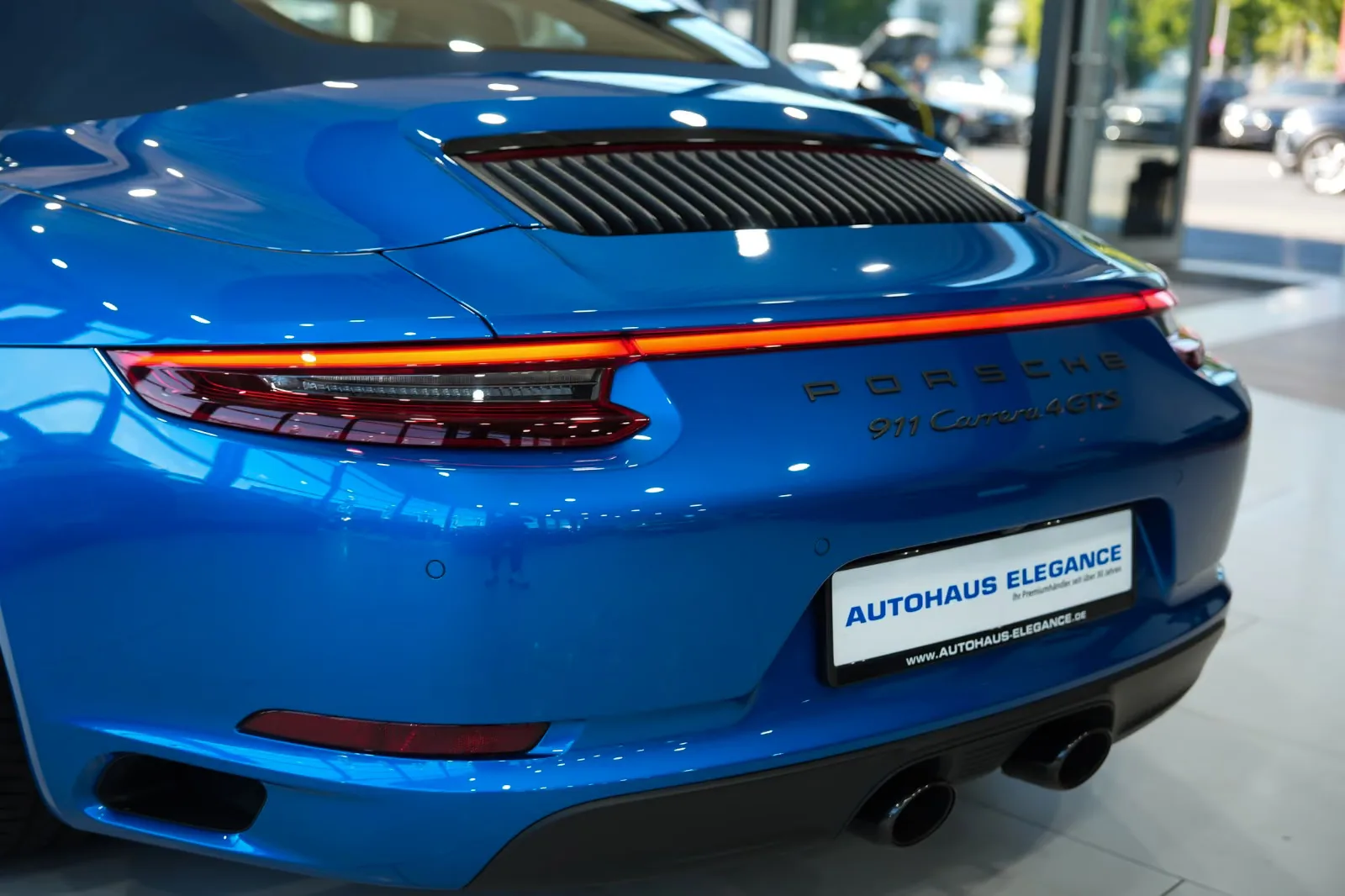2017 Porsche 911 Carrera 4 GTS Cabriolet, 14/30