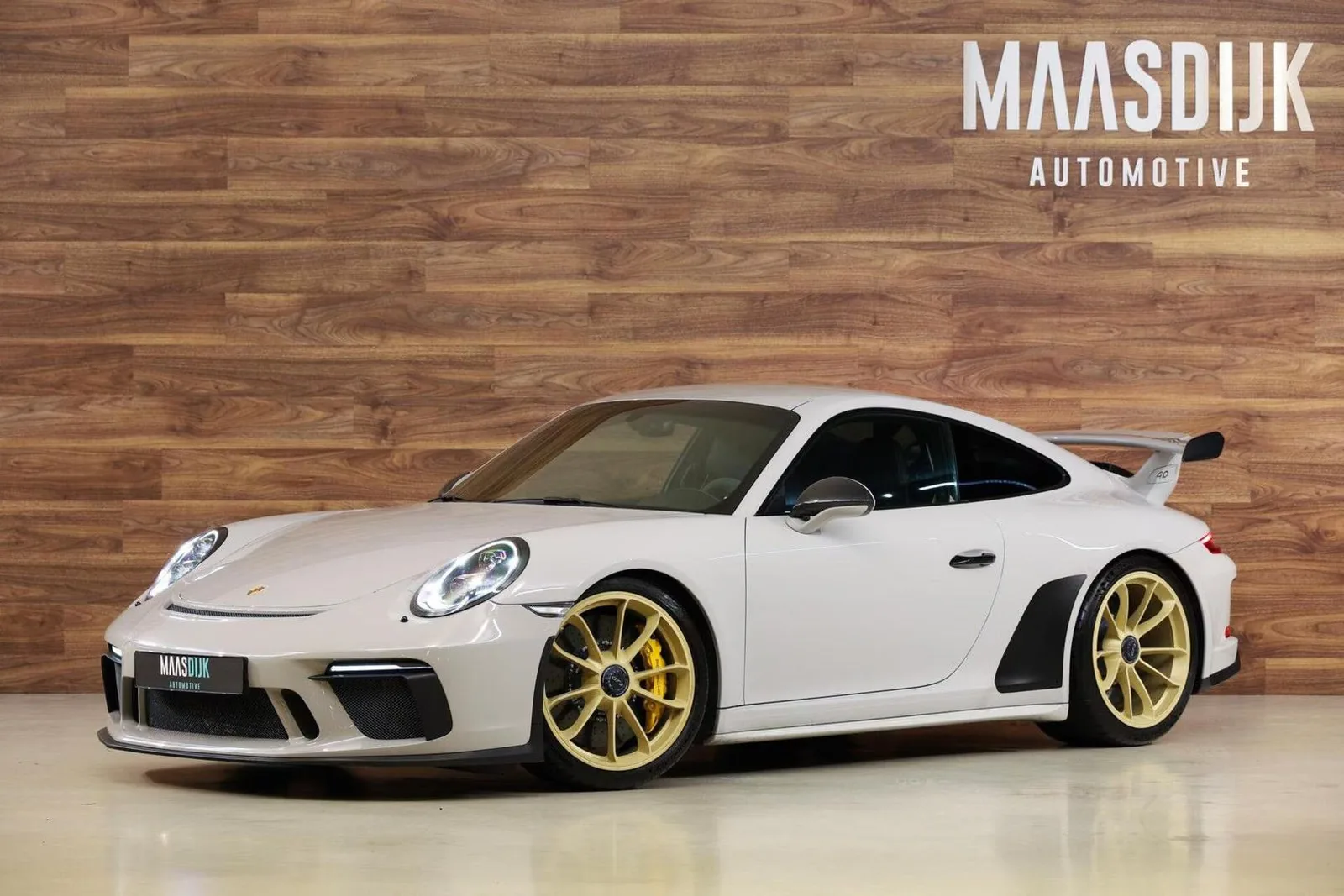 2017 Porsche 911 GT3 offered by a specialist dealer in Werkendam, Netherlands, main photo