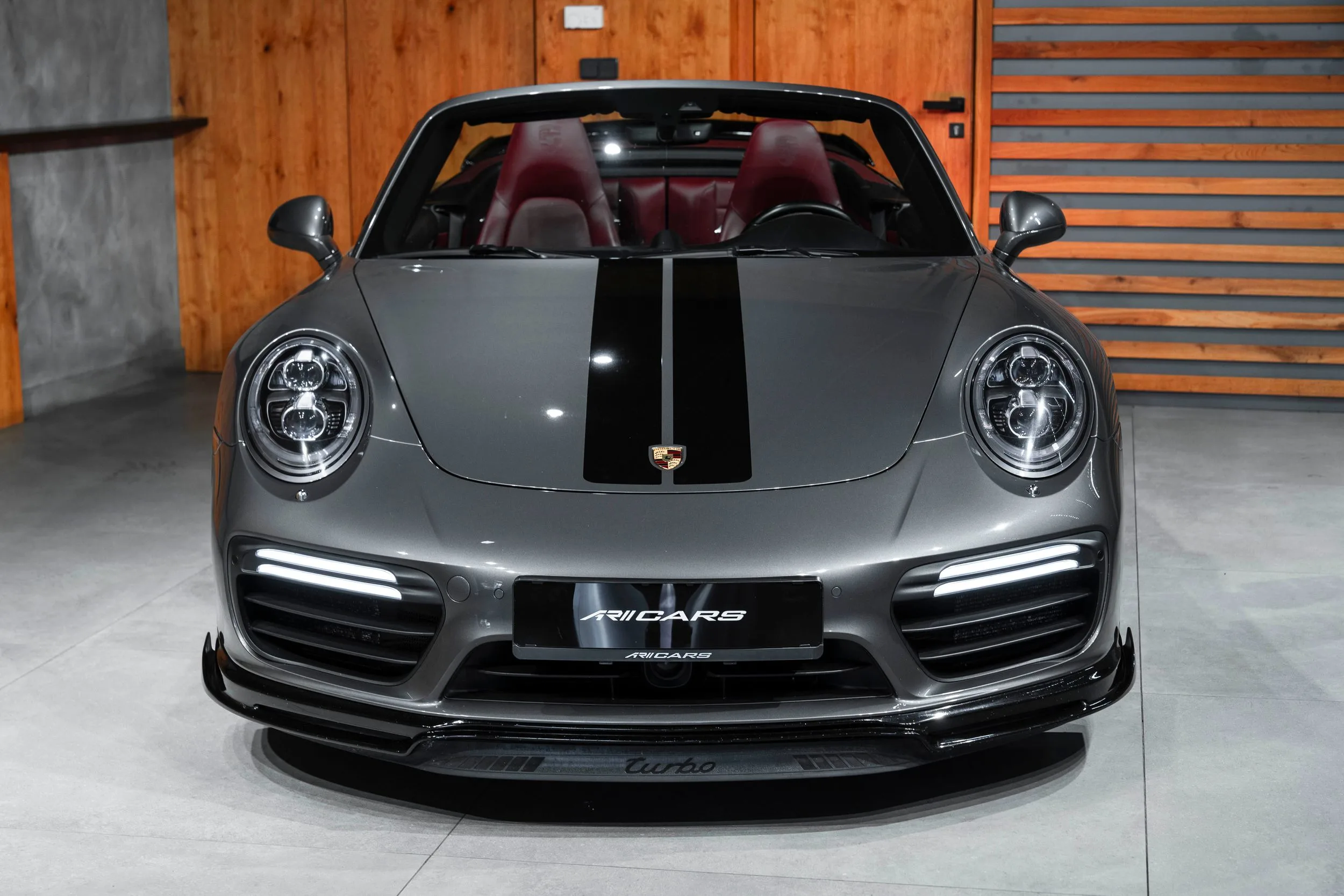 2017 Porsche 911 Turbo Cabriolet, 5/21