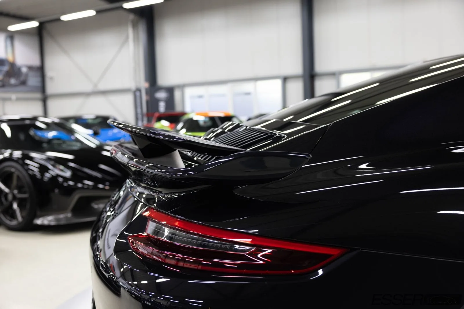 2017 Porsche 911 Turbo S, 29/30