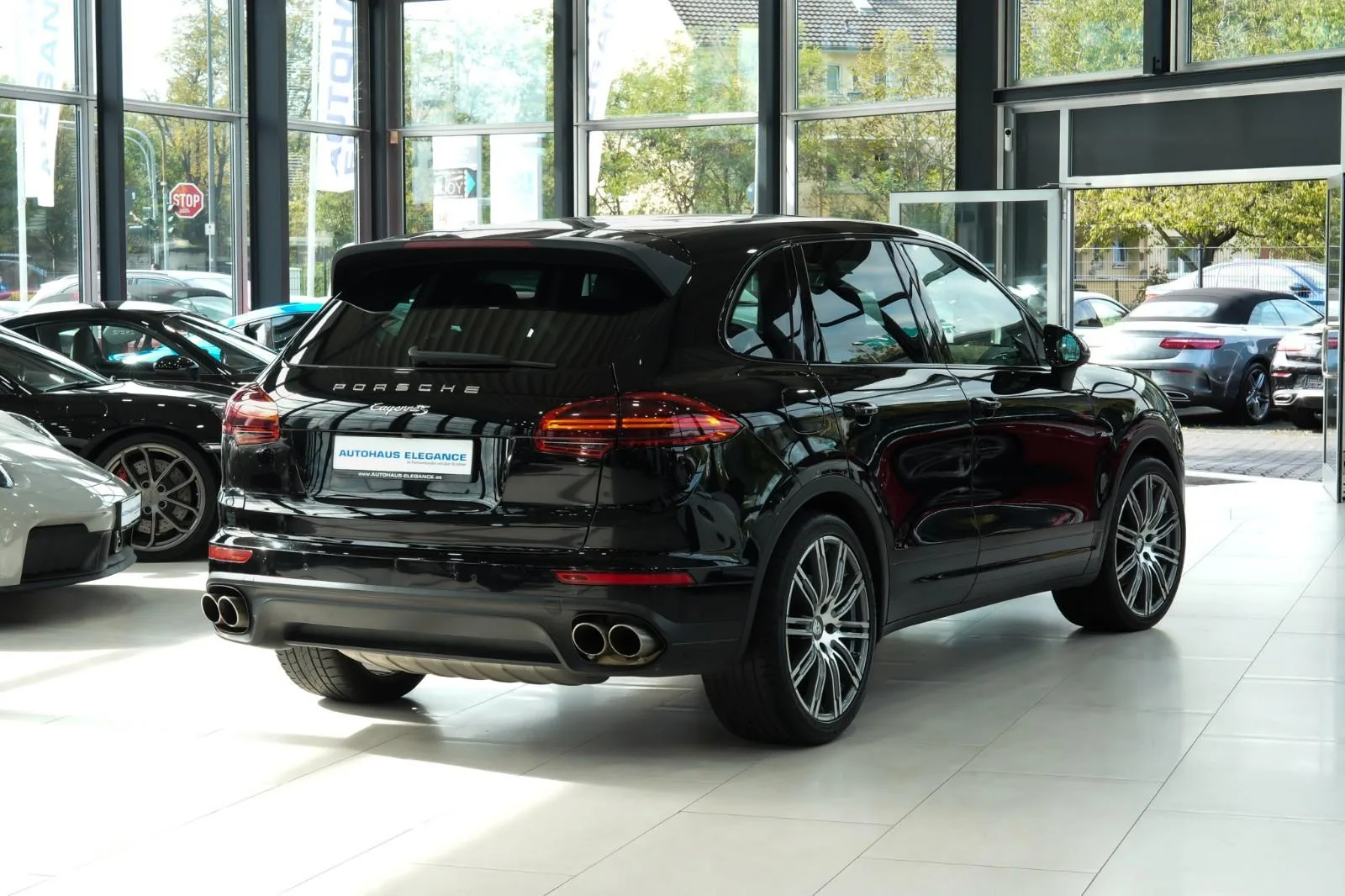 2017 Porsche Cayenne S Diesel, 2/30