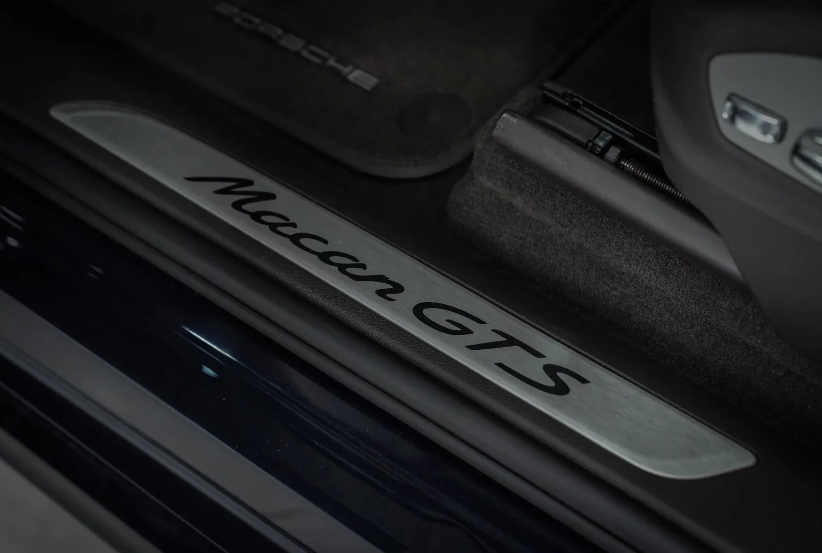2017 Porsche Macan GTS, 16/30
