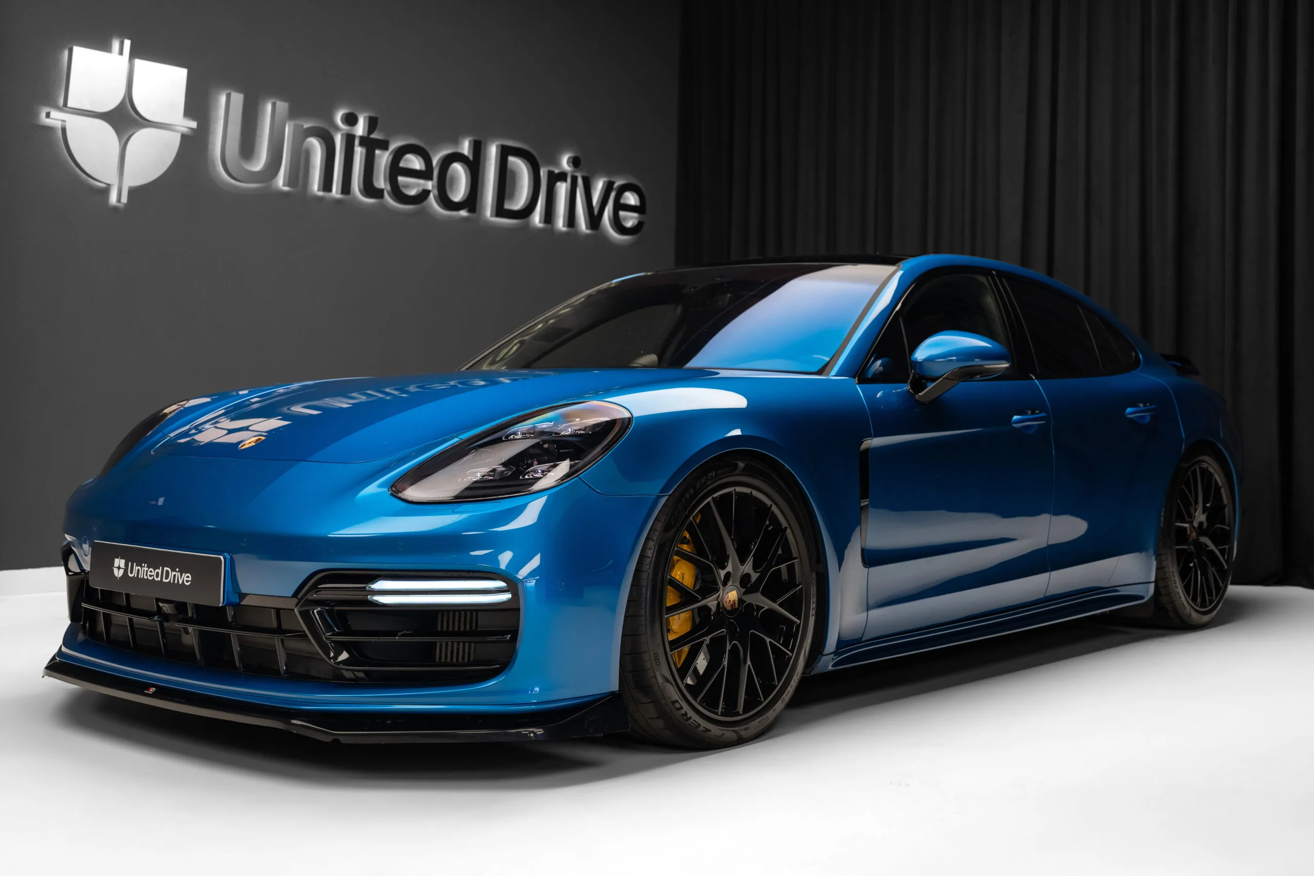 2017 Porsche Panamera 4S angeboten von einem Fachhändler in Voluntari, Rumänien, Hauptfoto