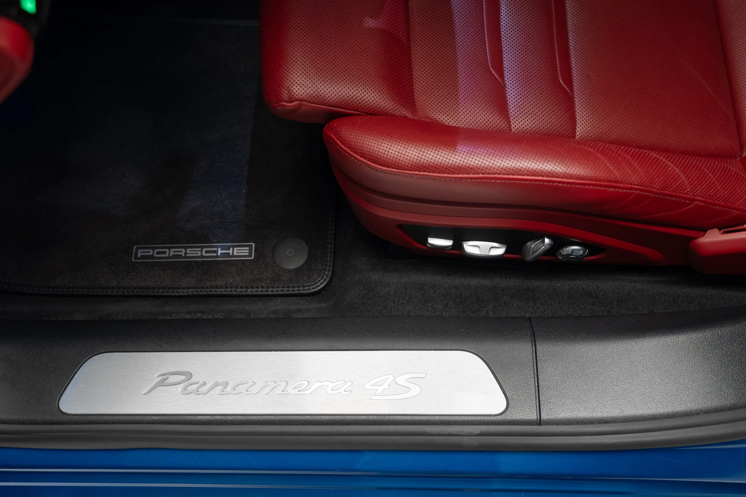 2017 Porsche Panamera 4S, 14/30