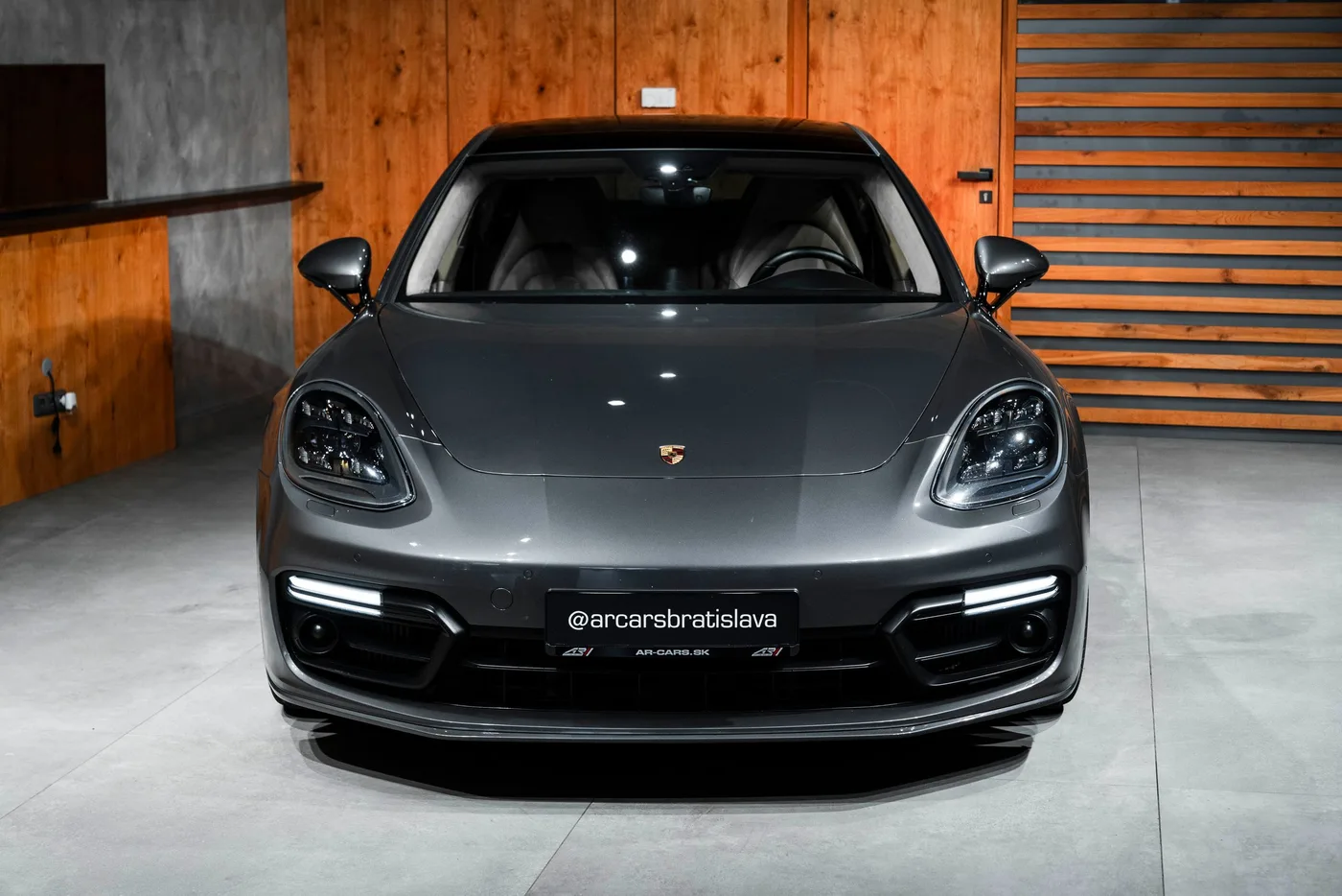 2017 Porsche Panamera Turbo S E-Hybrid angeboten von einem Fachhändler in Bratislava, Slowakei, Foto 6 von 15