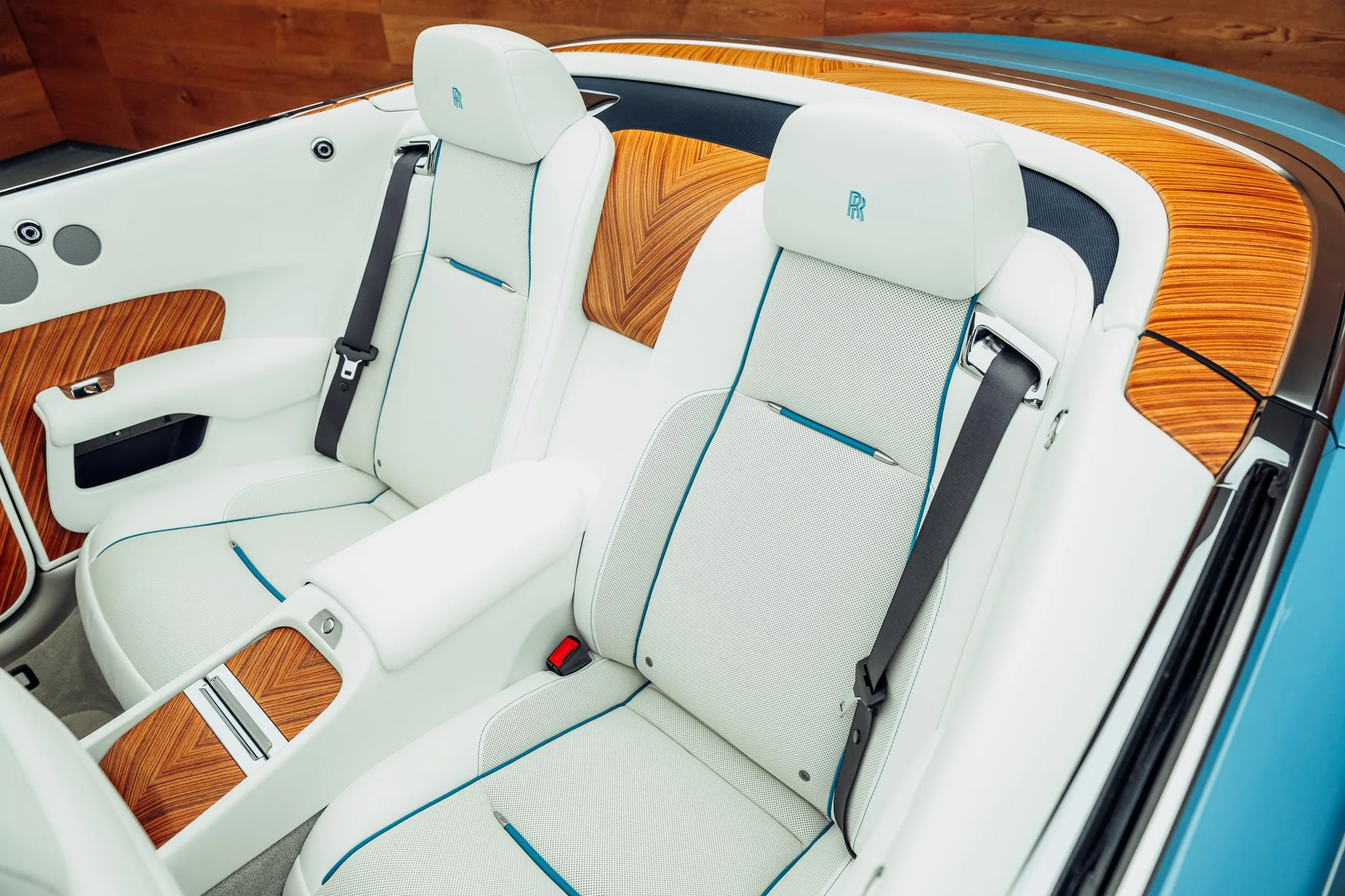 2017 Rolls-Royce Dawn, 8/30
